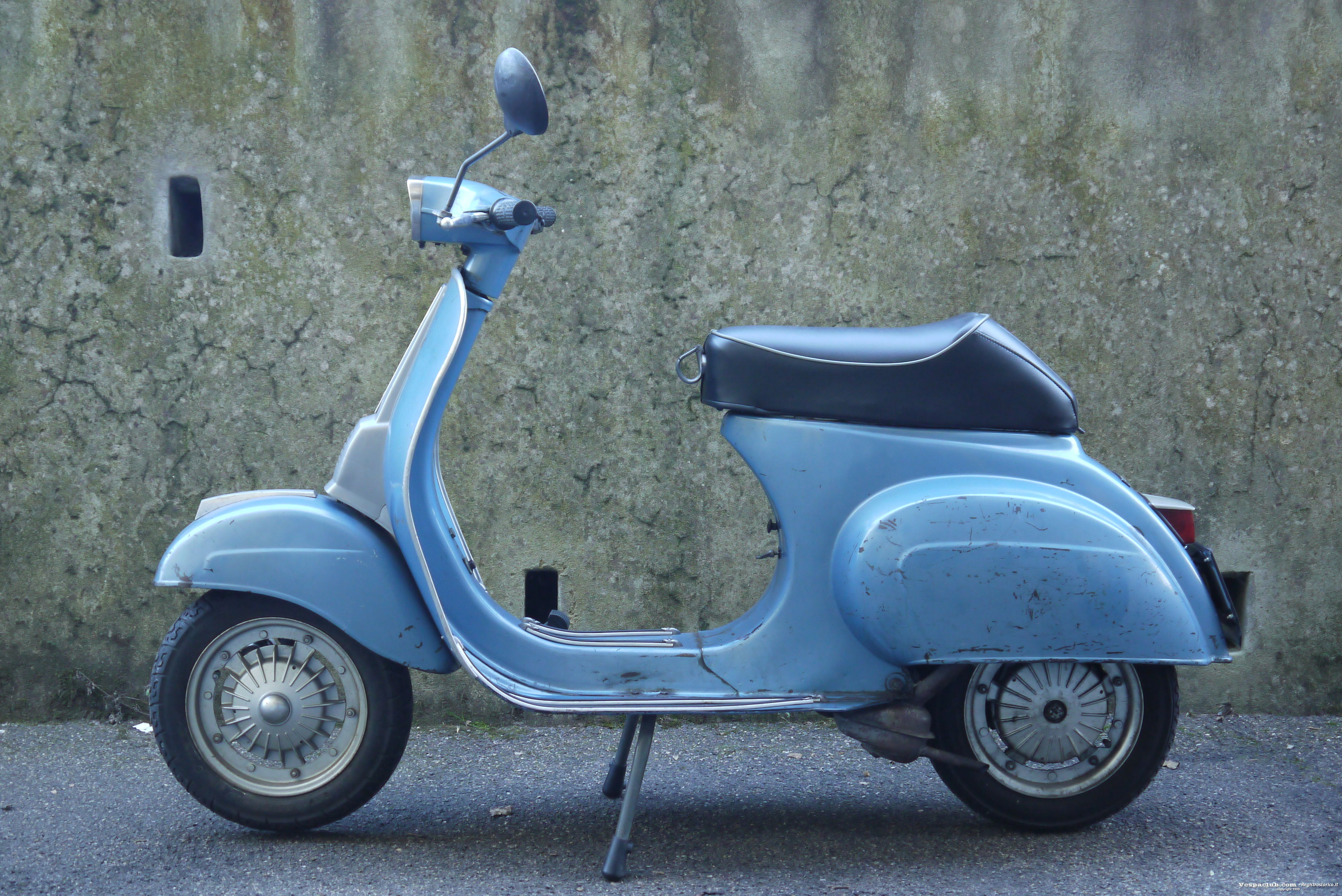 Vespa 50 special 4m - lato sinistro