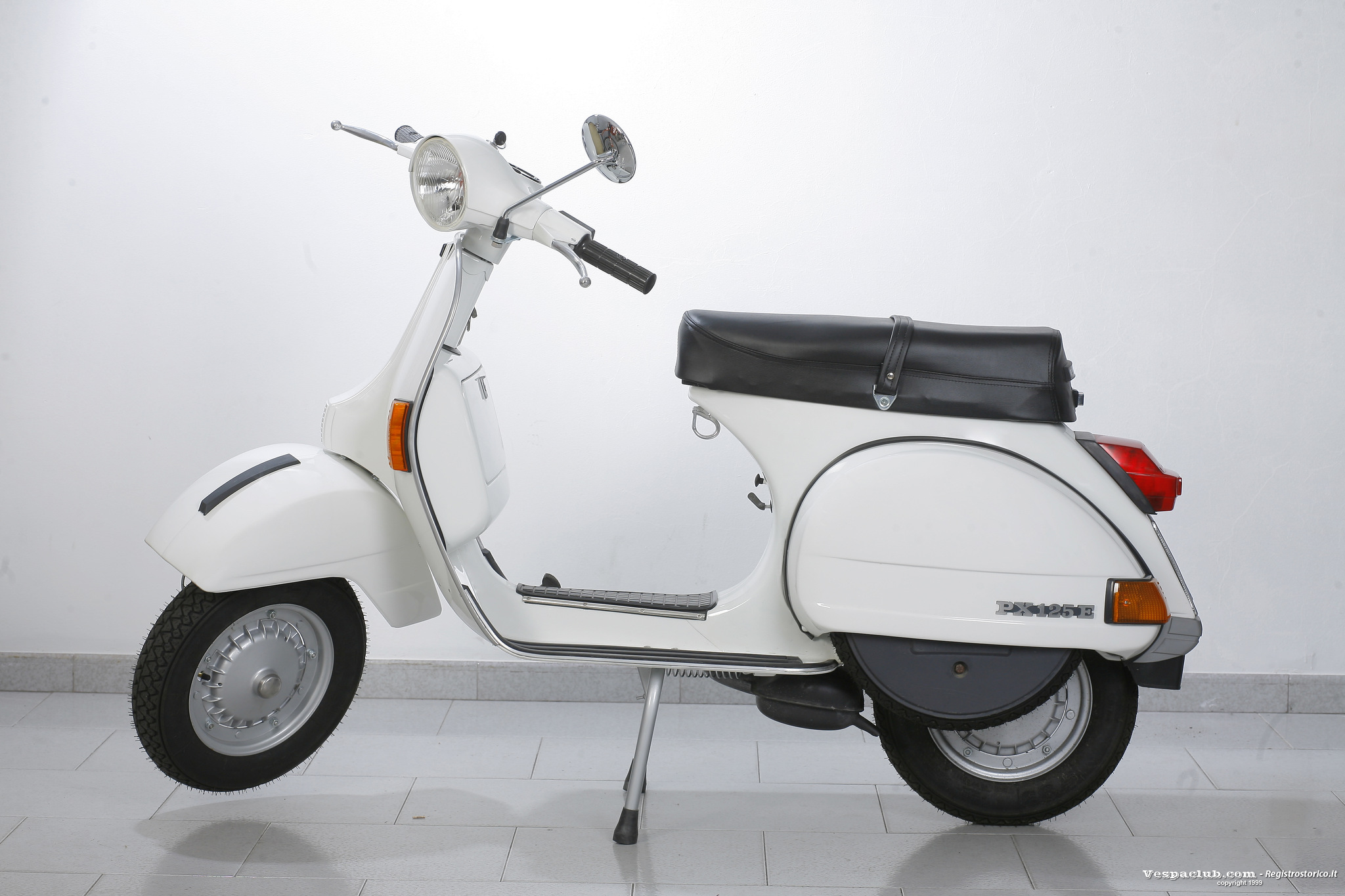 Vespa px125e - lato sinistro