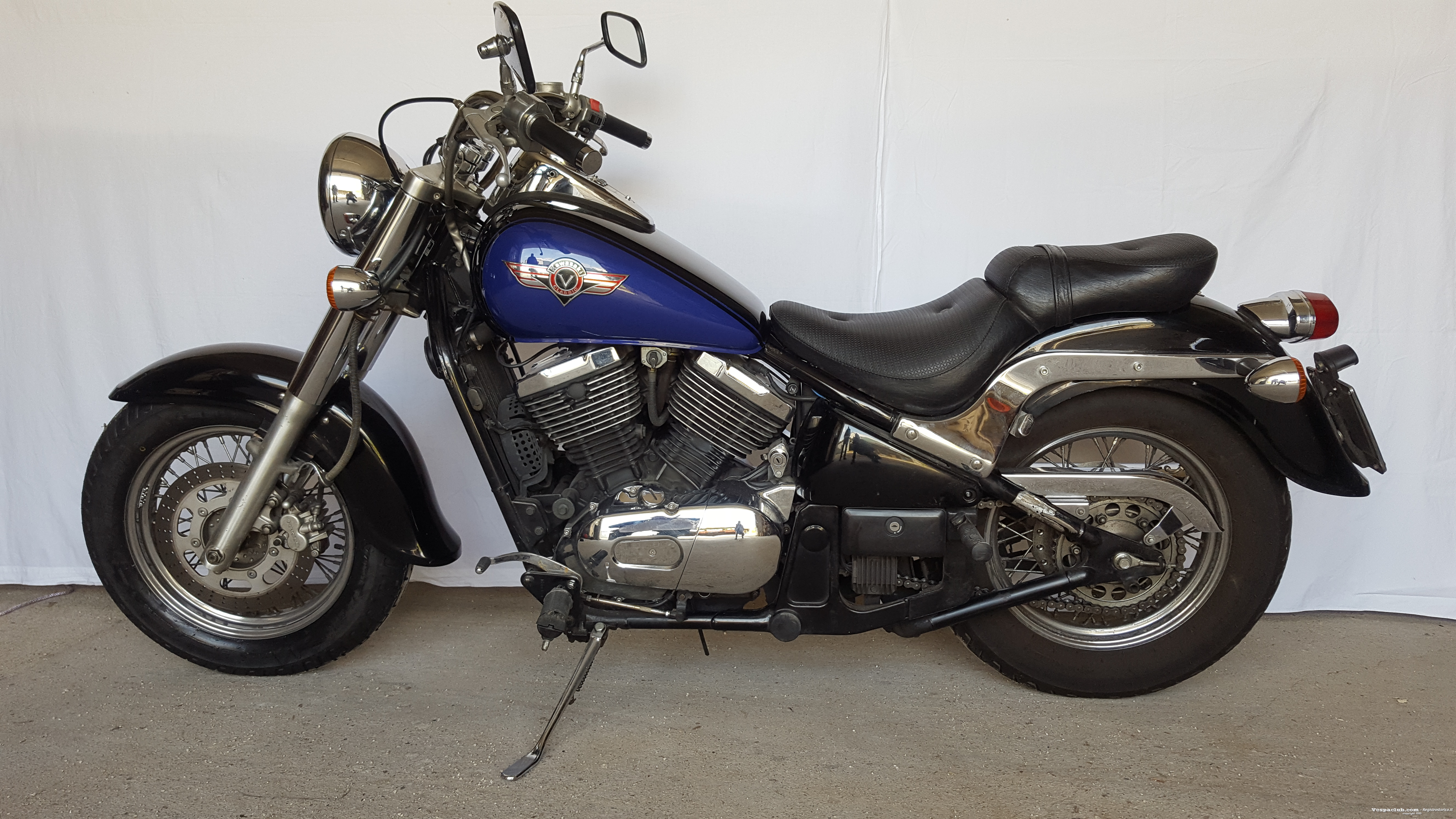 Vn800a - lato sinistro