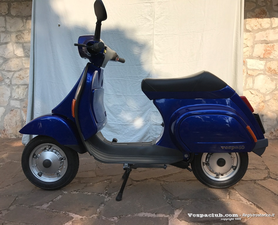 Vespa 50 hp - lato sinistro