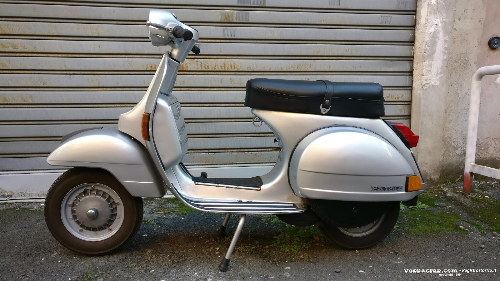 Vespa - lato sinistro
