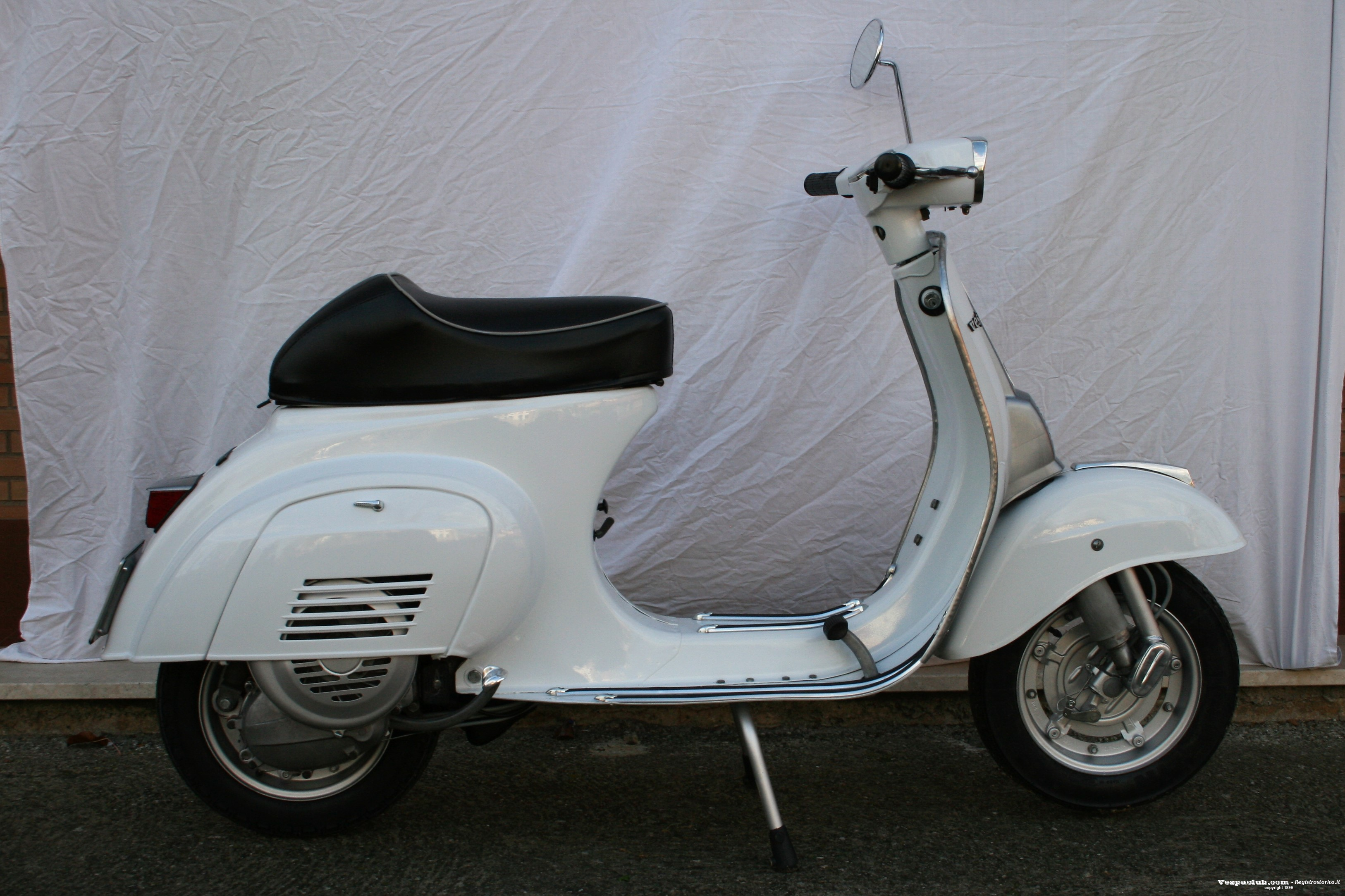 Vespa 50 V5B