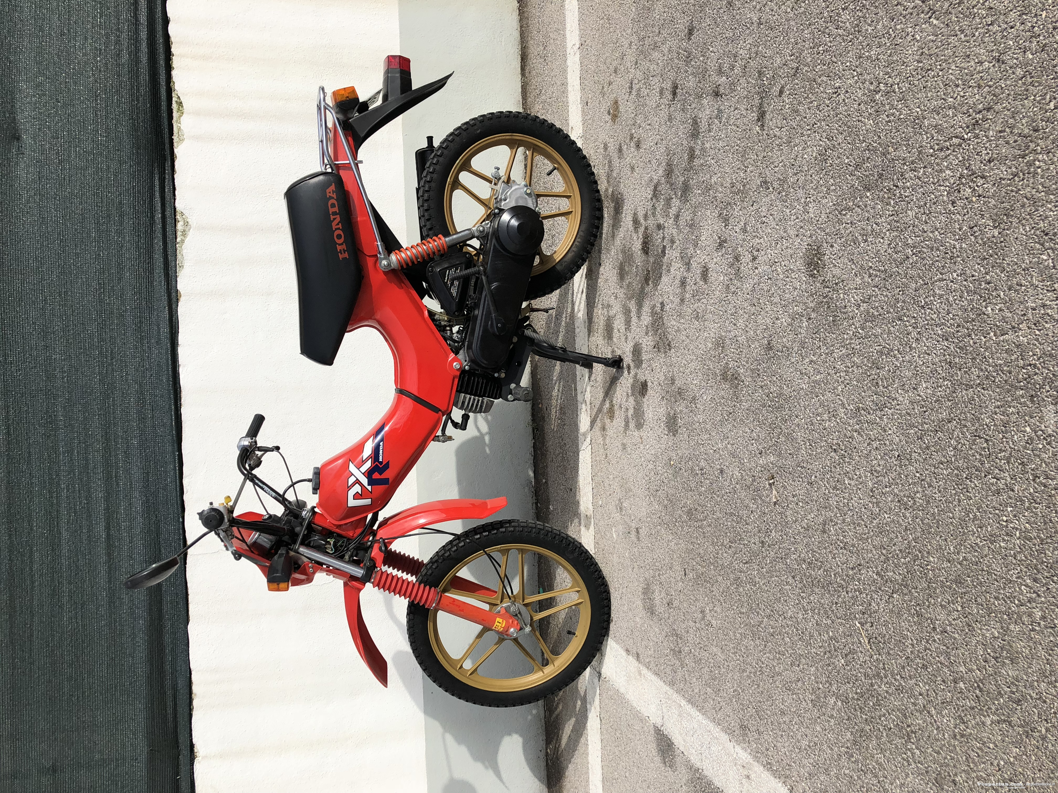 Honda benelux n.v - lato sinistro