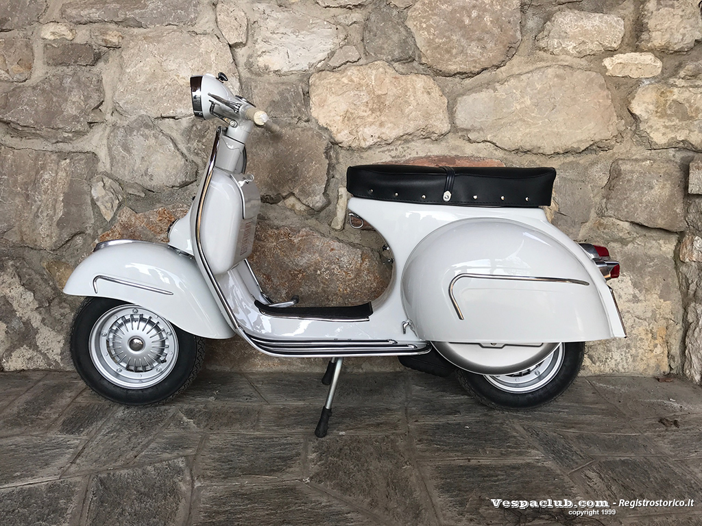 Vespa 160 gs - lato sinistro