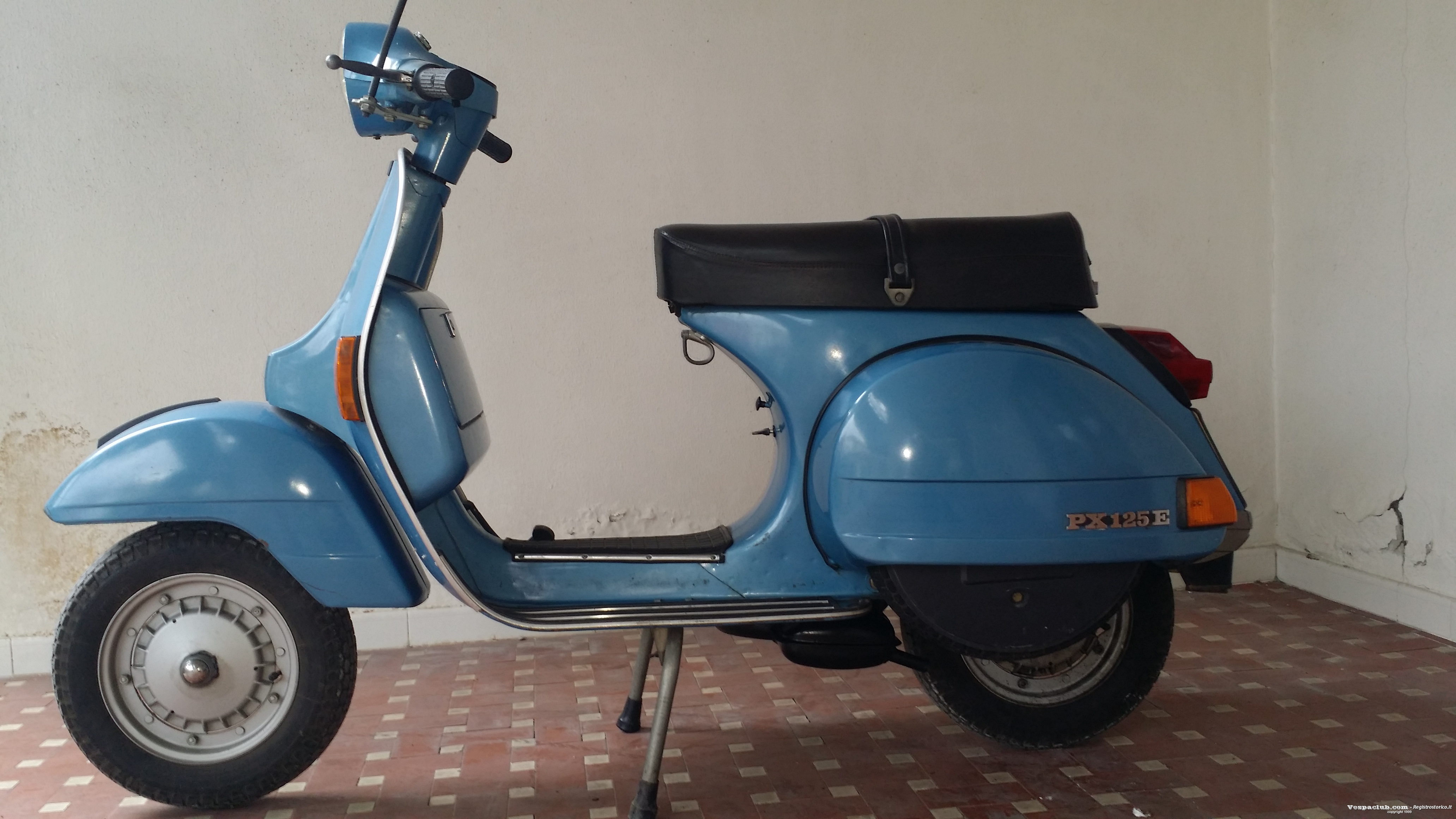 Vespa px 125 e - lato sinistro