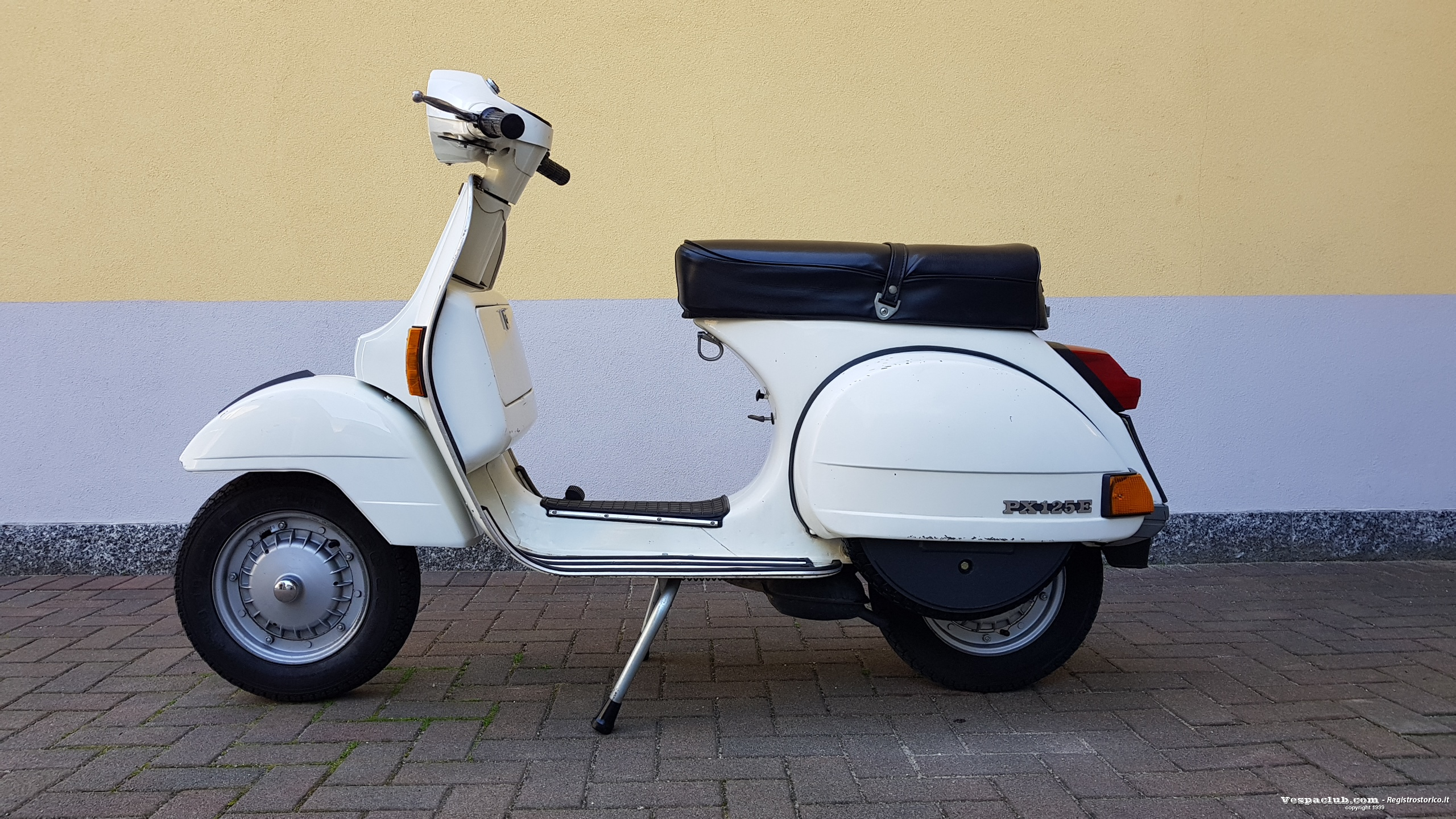 Vespa px125 - lato sinistro