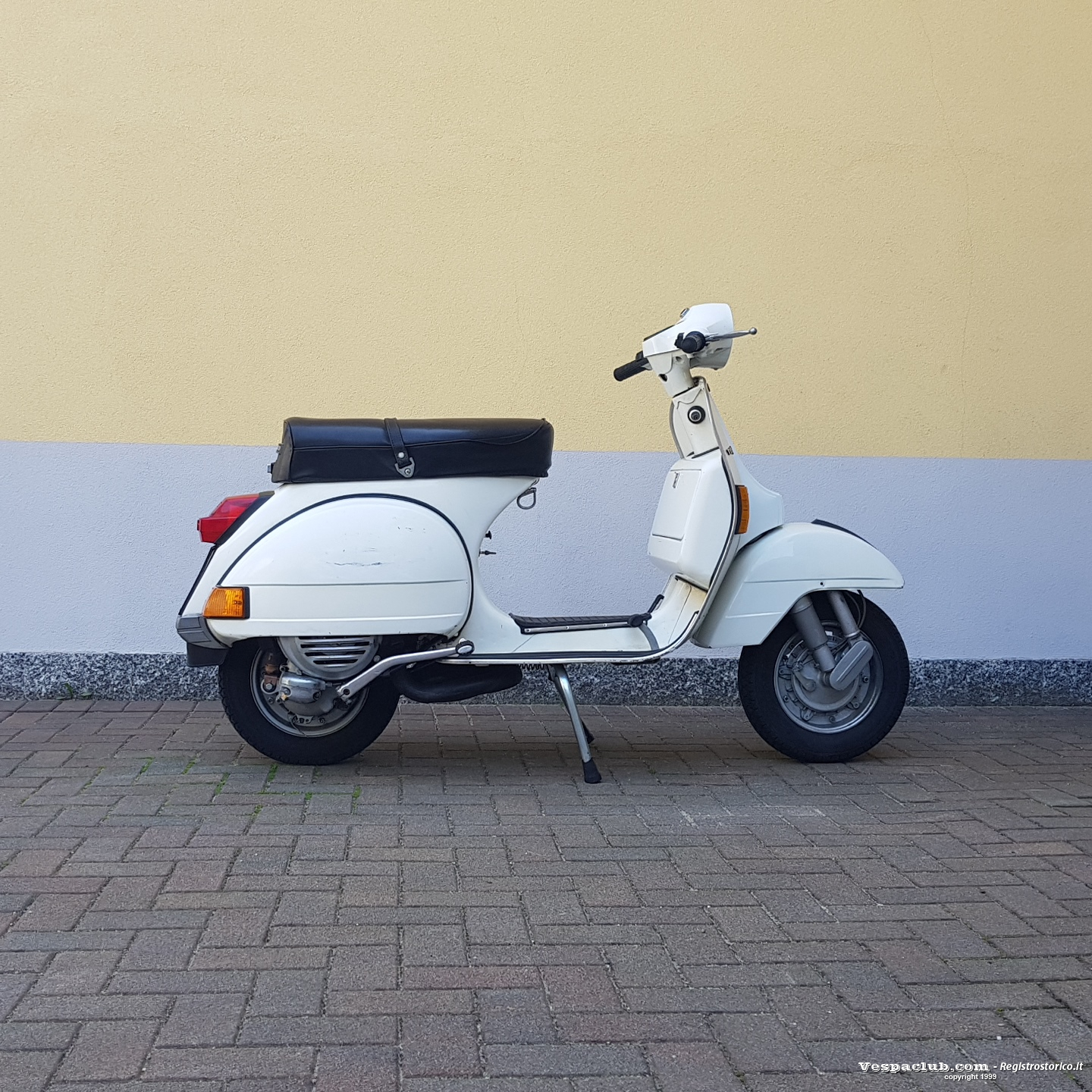 Vespa PX125