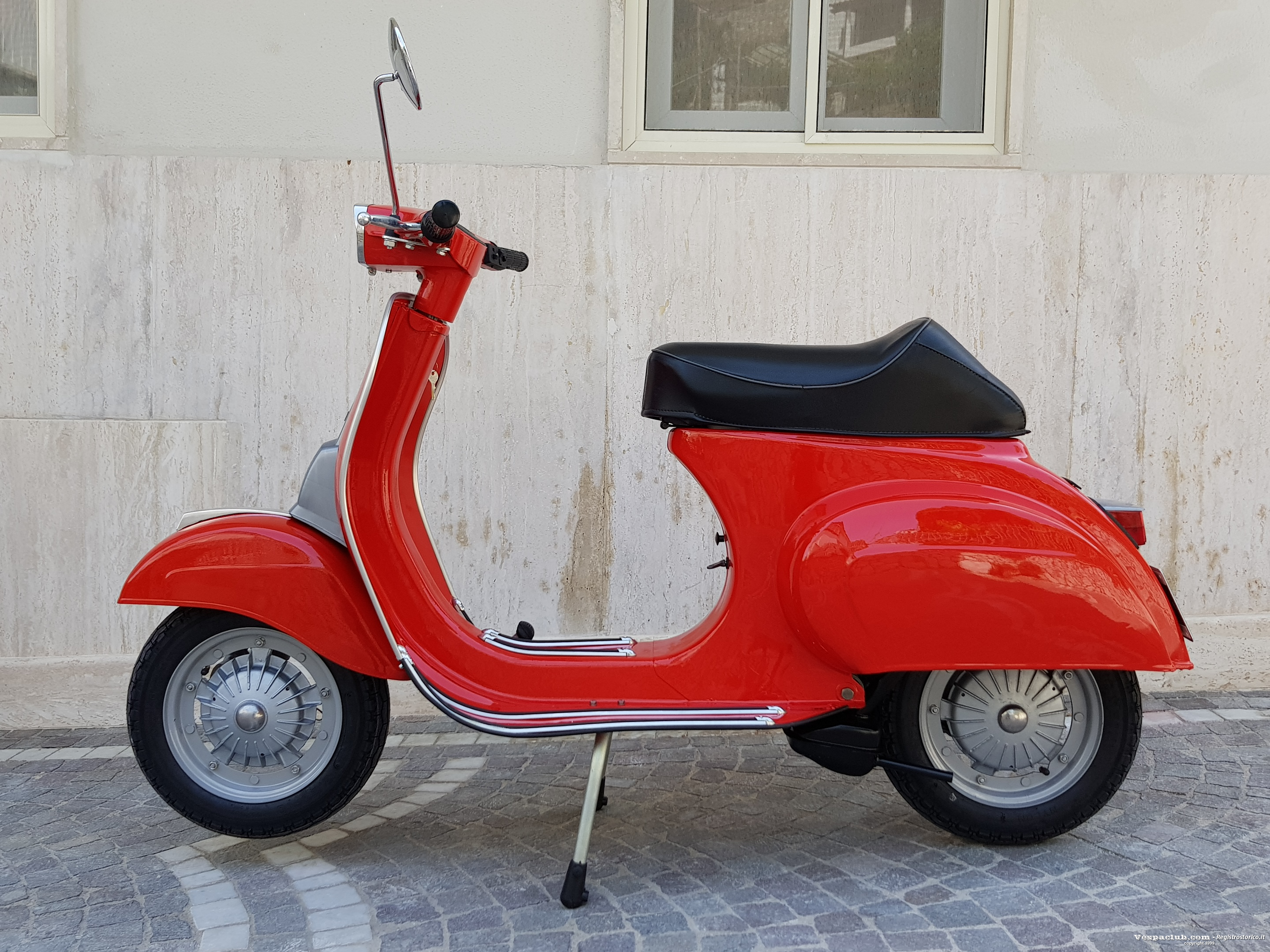 Vespa special  - lato sinistro