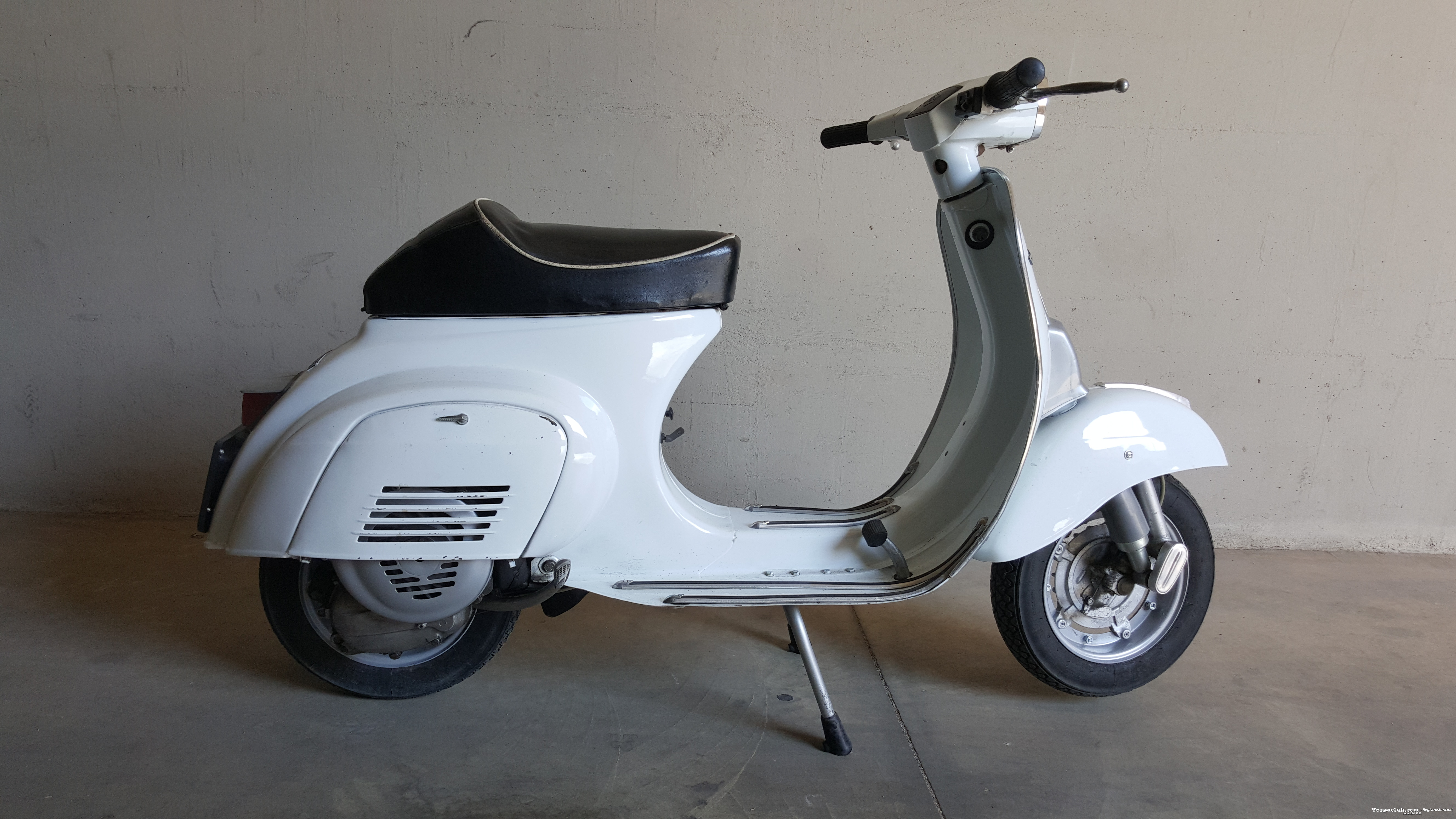 Vespa 50 special