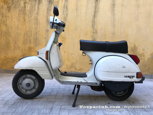 Vespa 125 px - lato sinistro