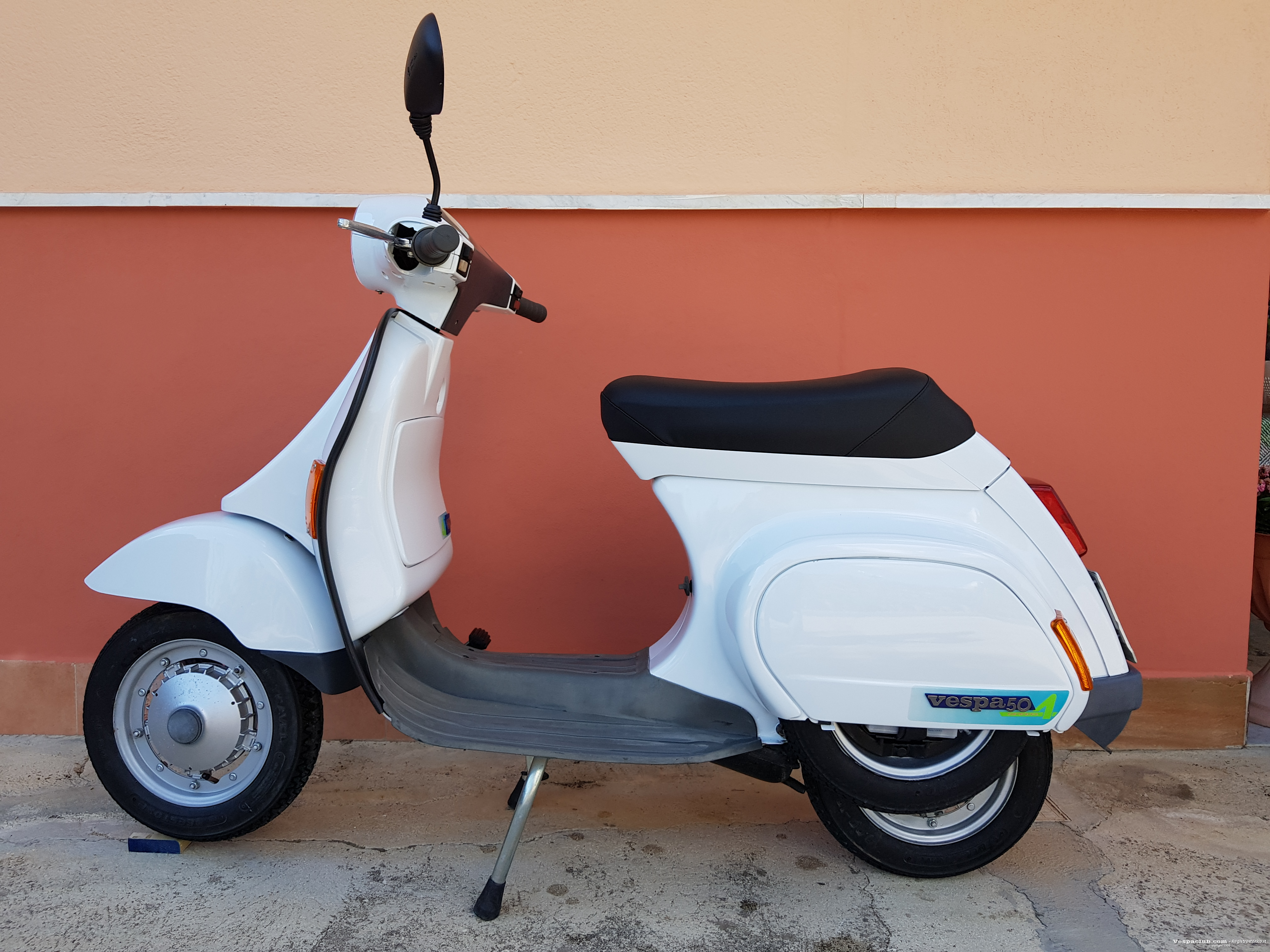 V5n2m - lato sinistro