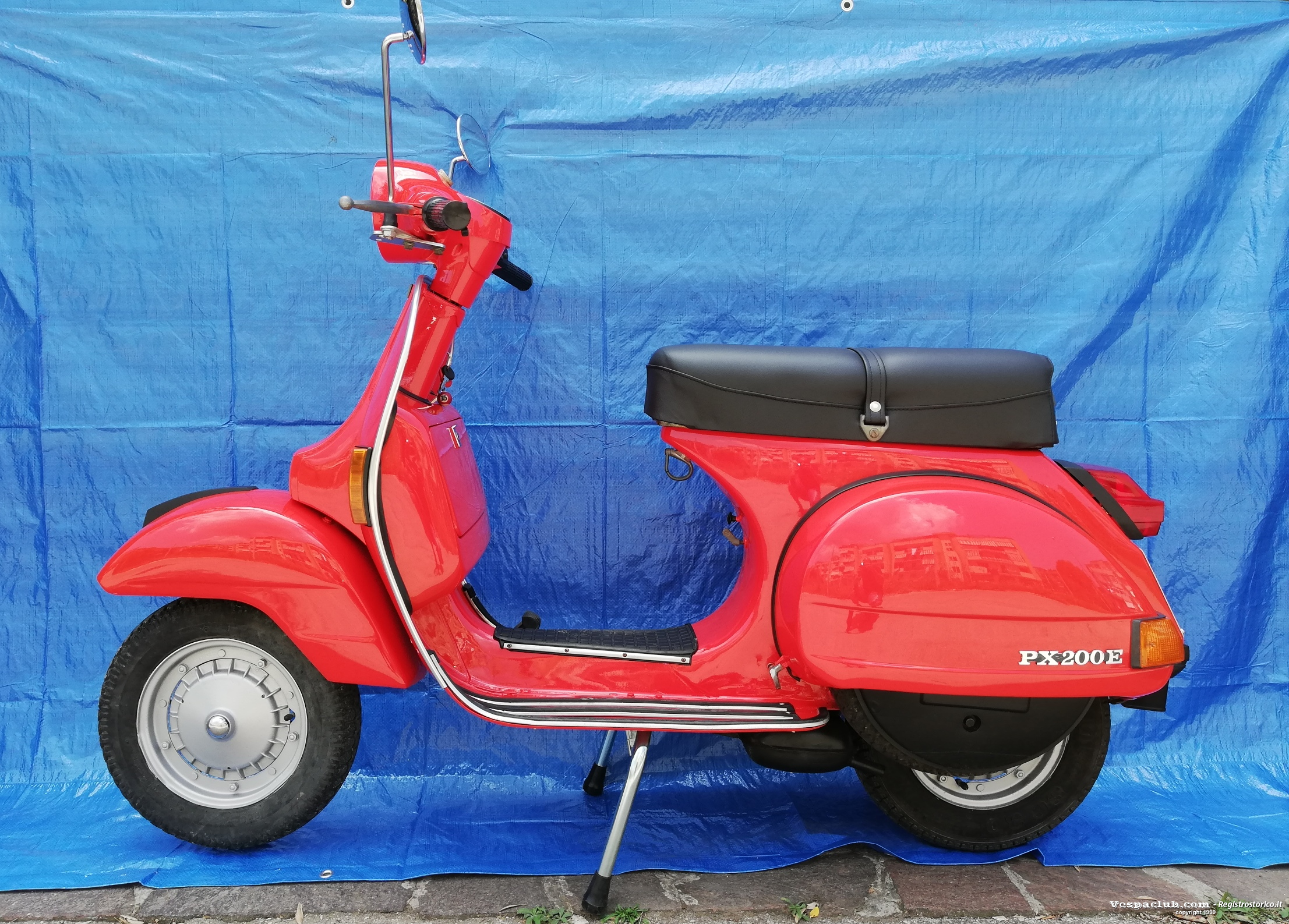 Vespa px200e  - lato sinistro