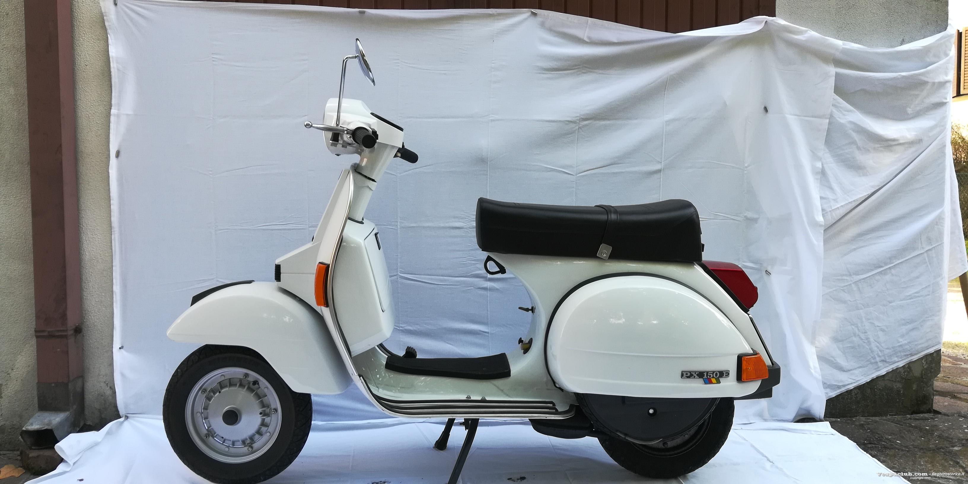 Vespa px150e - lato sinistro