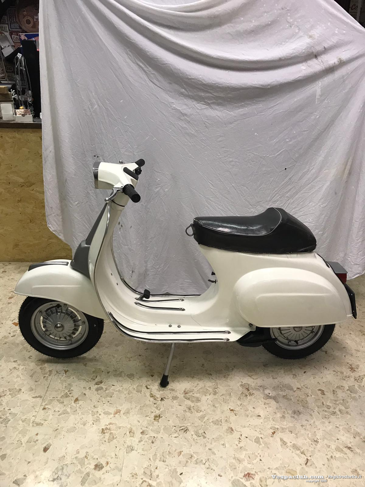 Vespa - lato sinistro