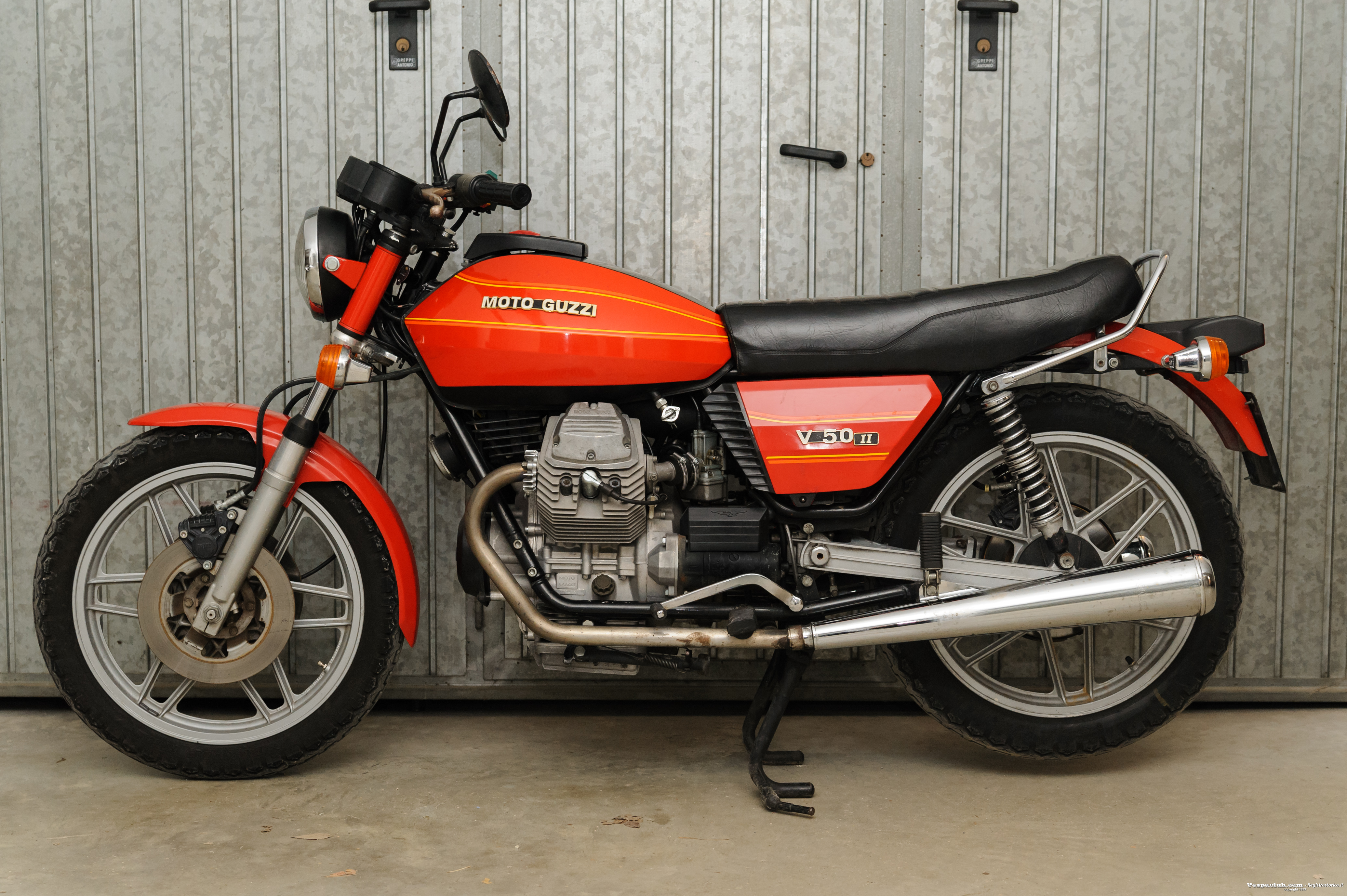 V50ii - lato sinistro