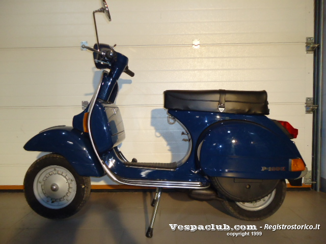 Vespa p 125 x - lato sinistro