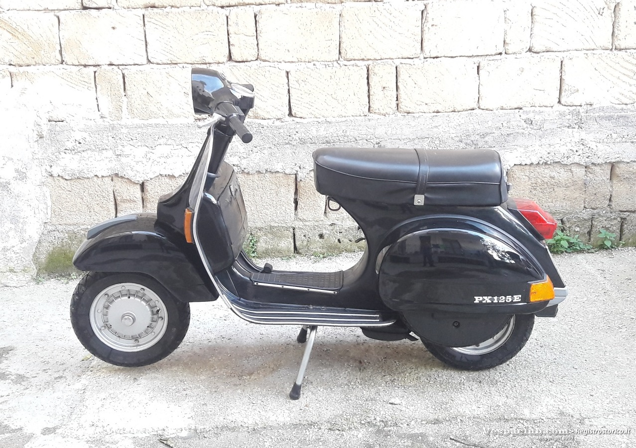 Vespa px 125 e - lato sinistro