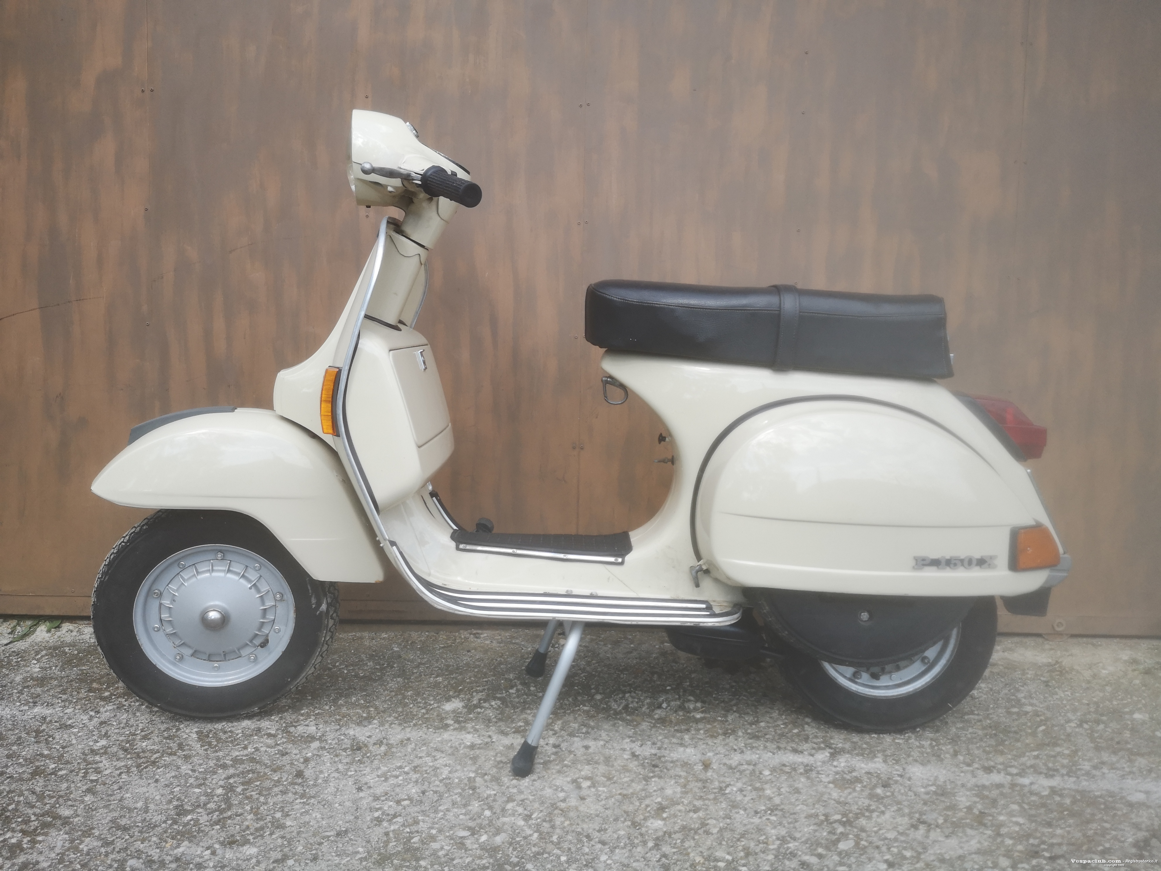 Vespa p150x - lato sinistro