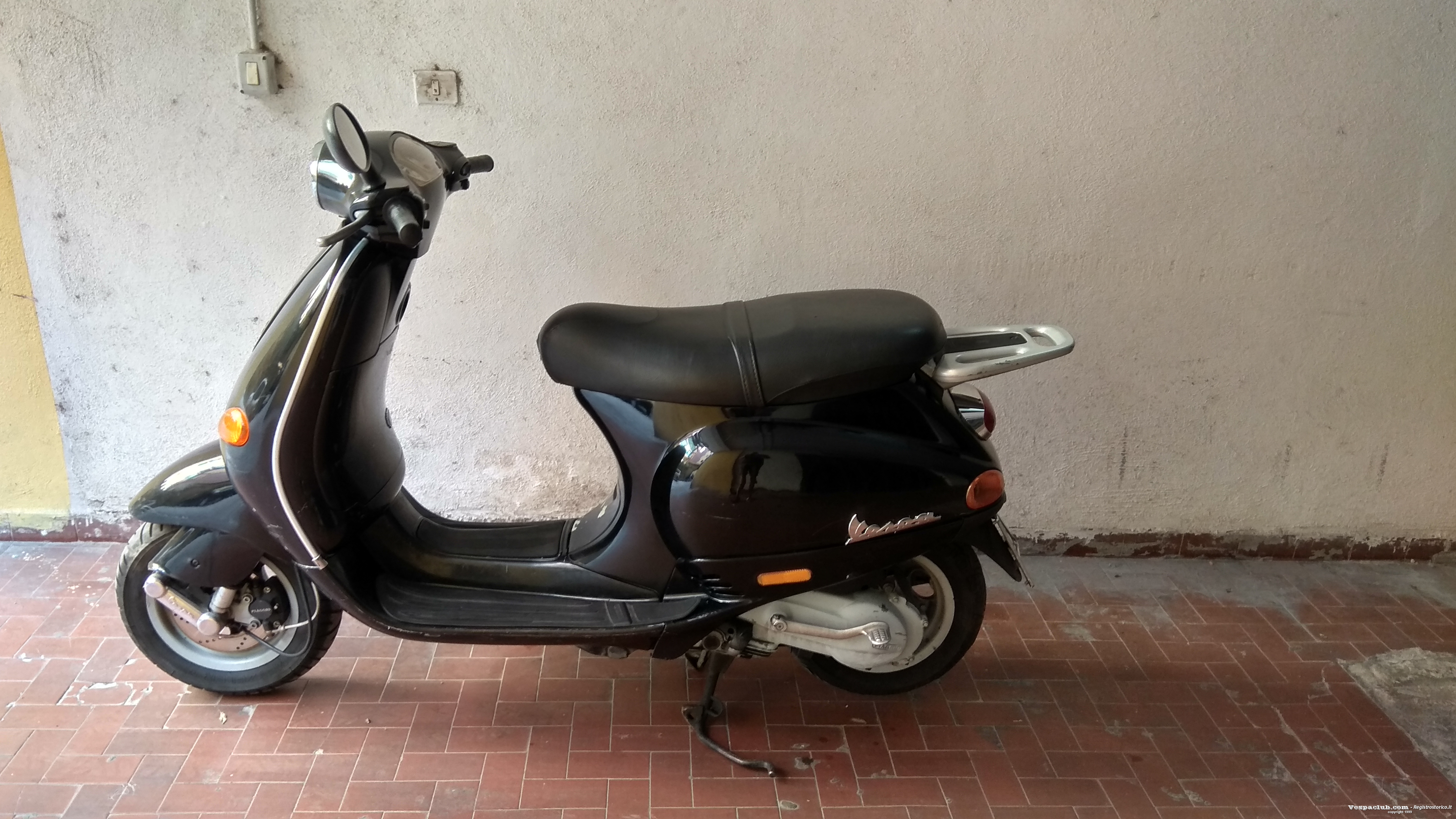 Vespa et4  - lato sinistro