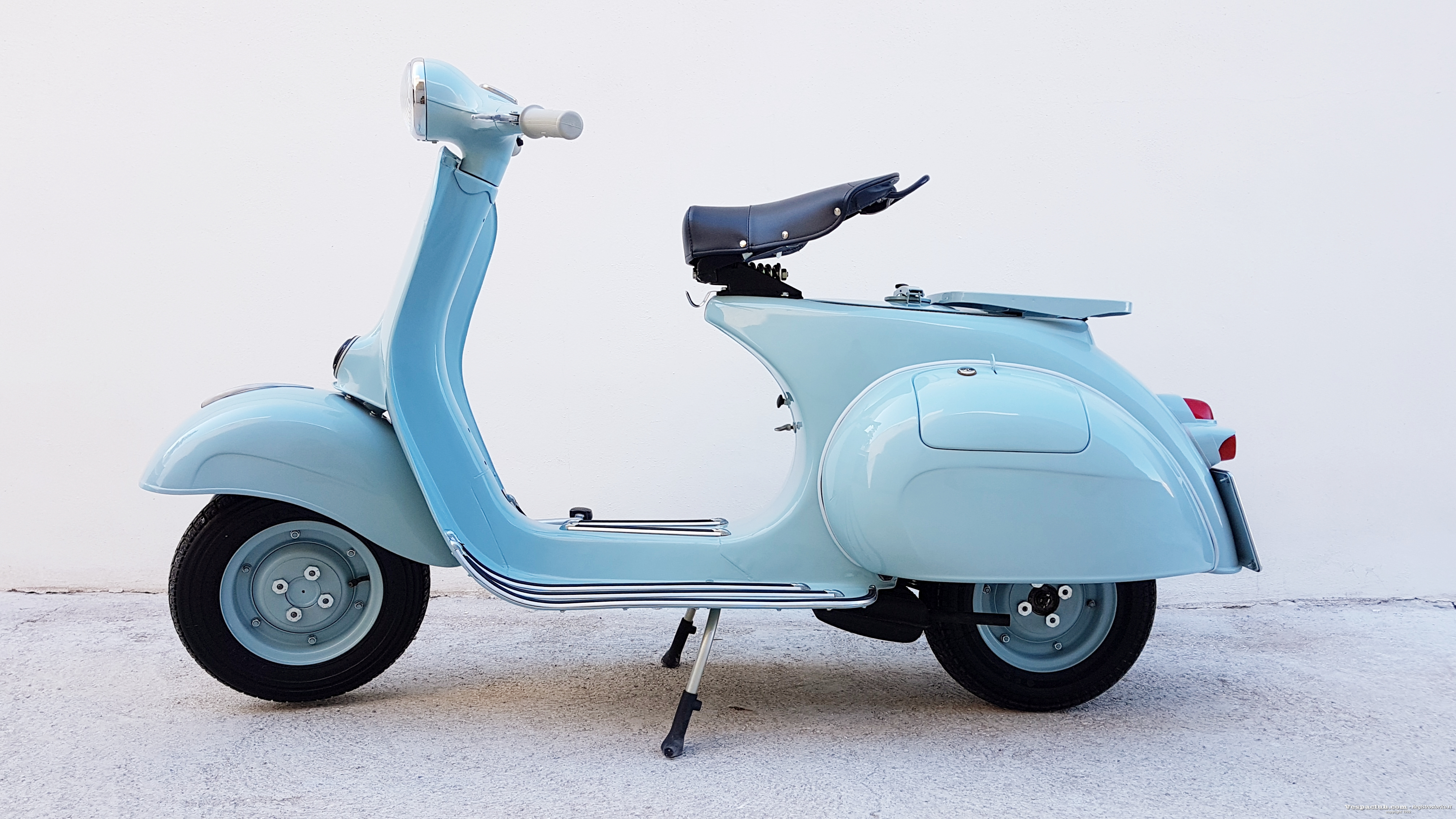Vespa 125 - lato sinistro