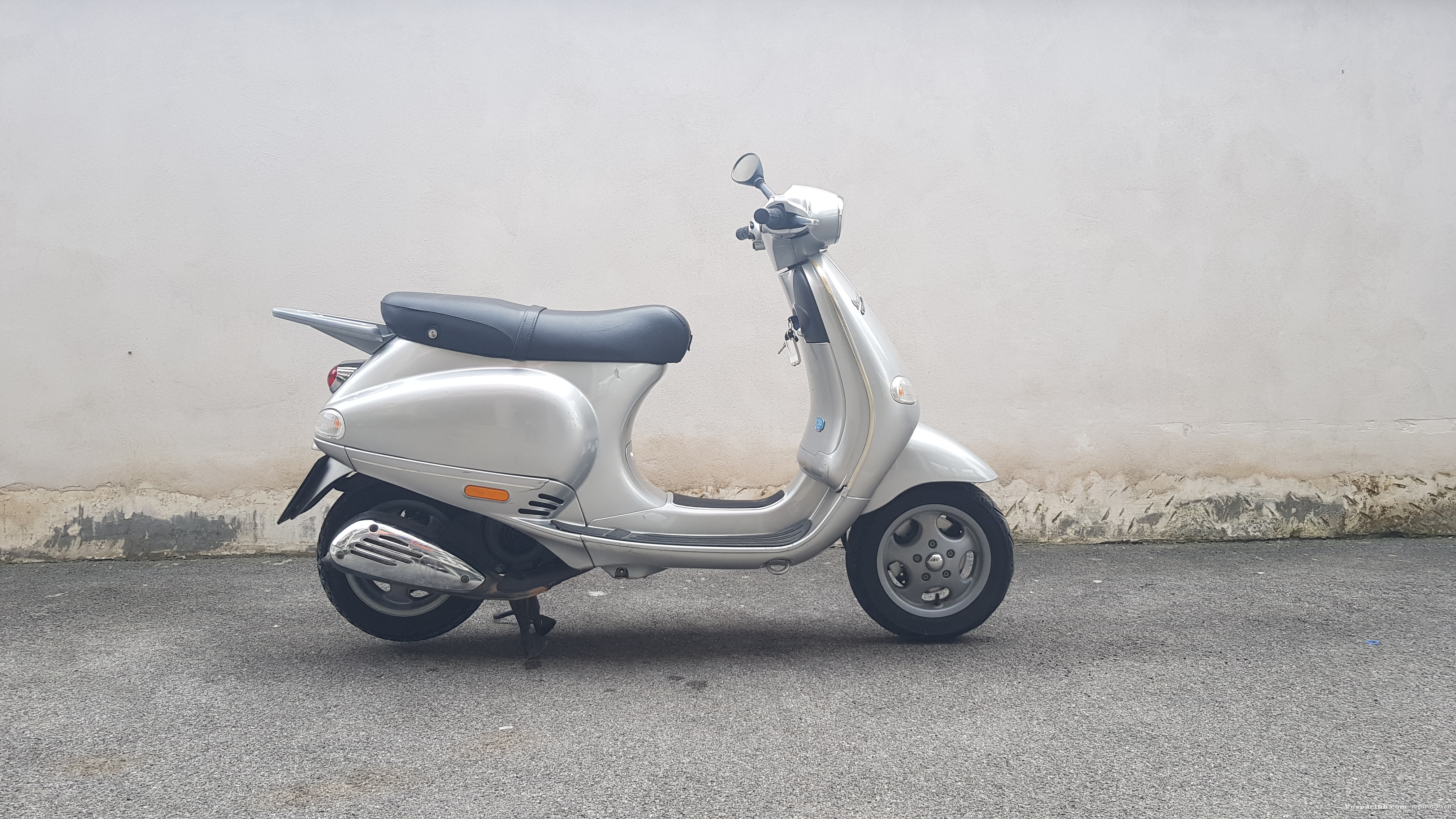 VESPA ET4