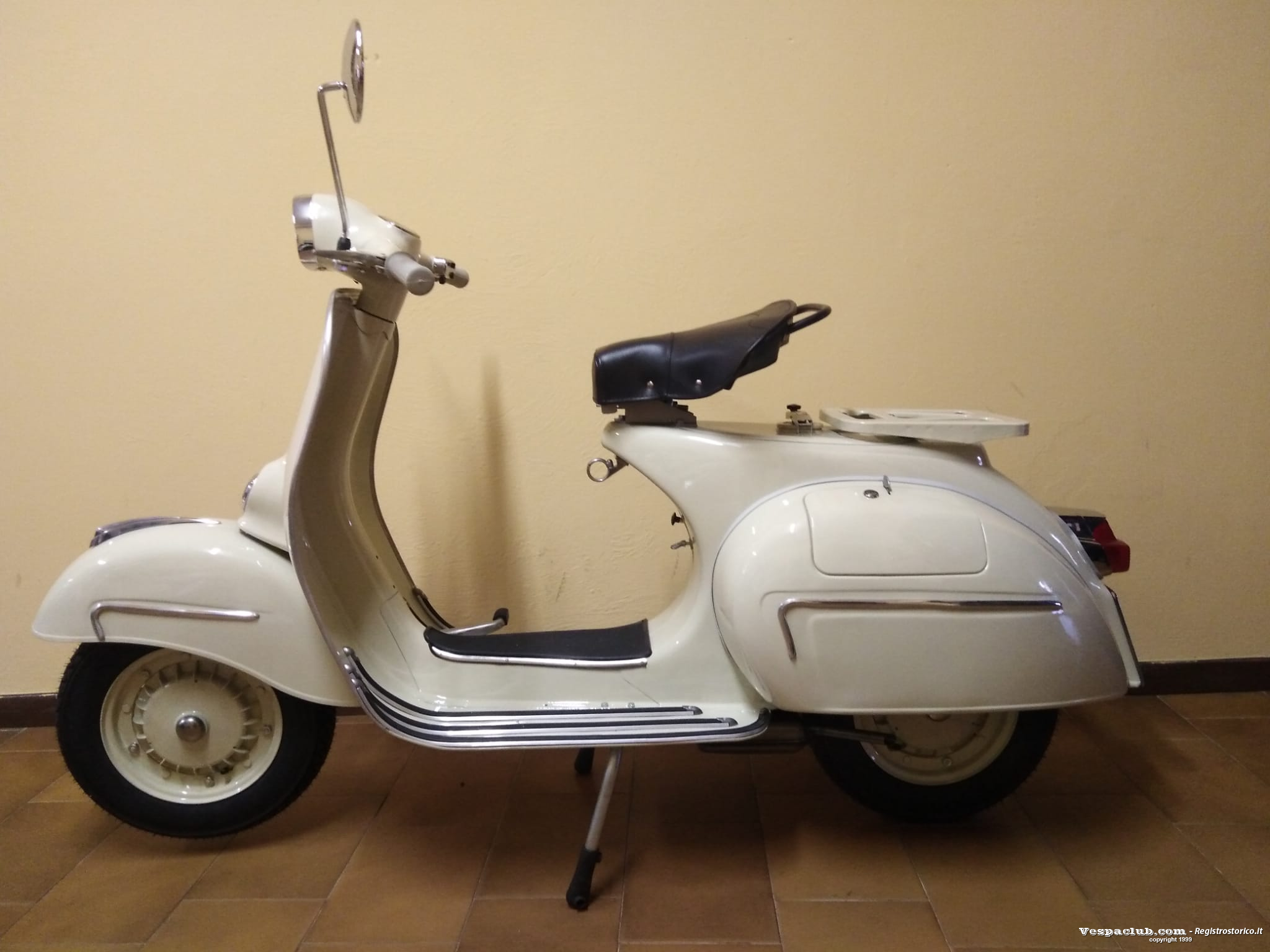Vespa gl - lato sinistro