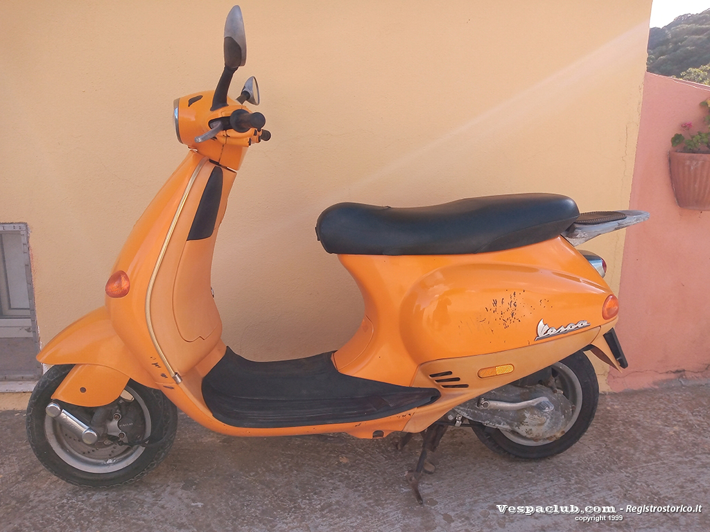 Vespa et2 - lato sinistro