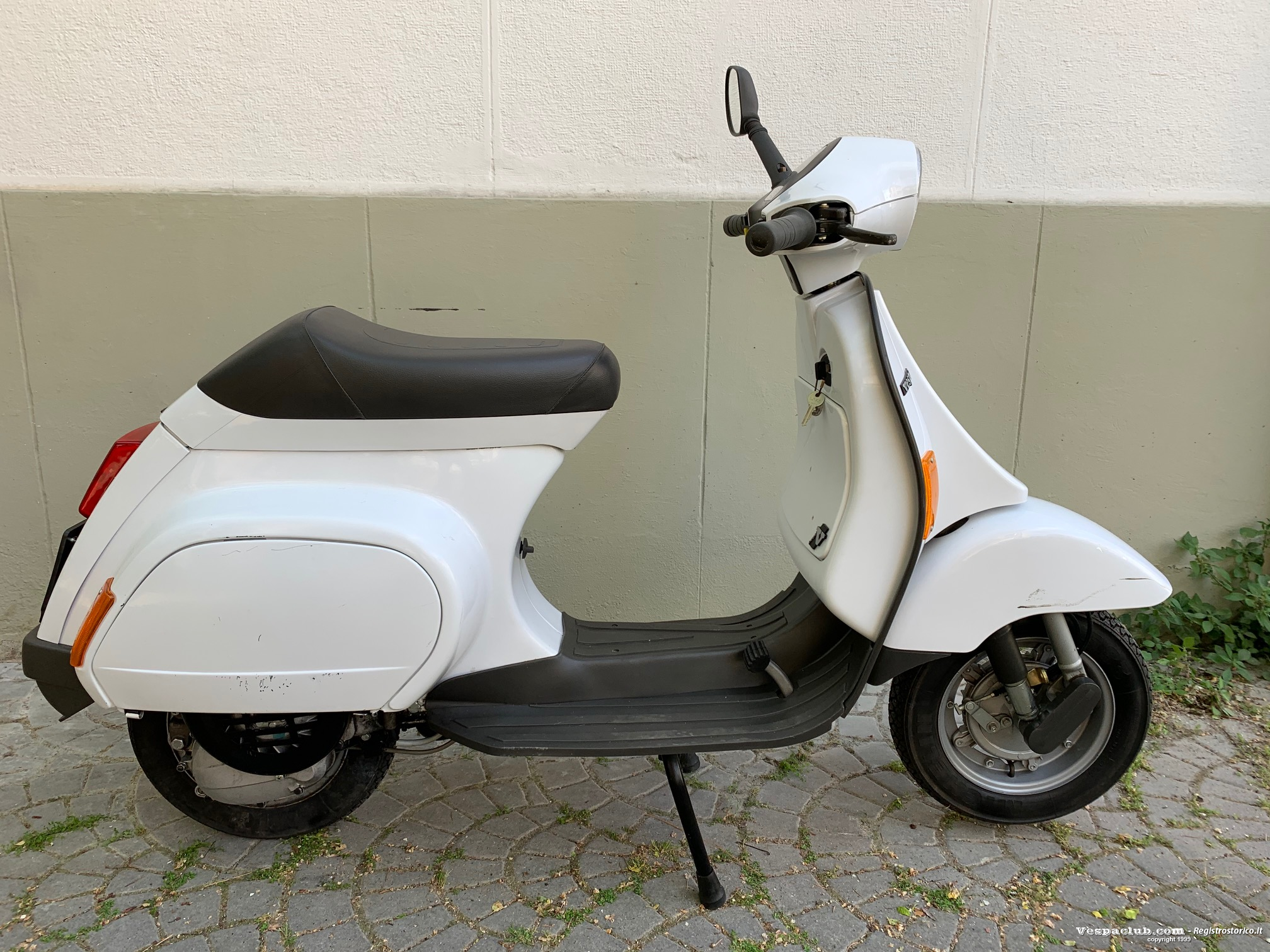 Vespa 50