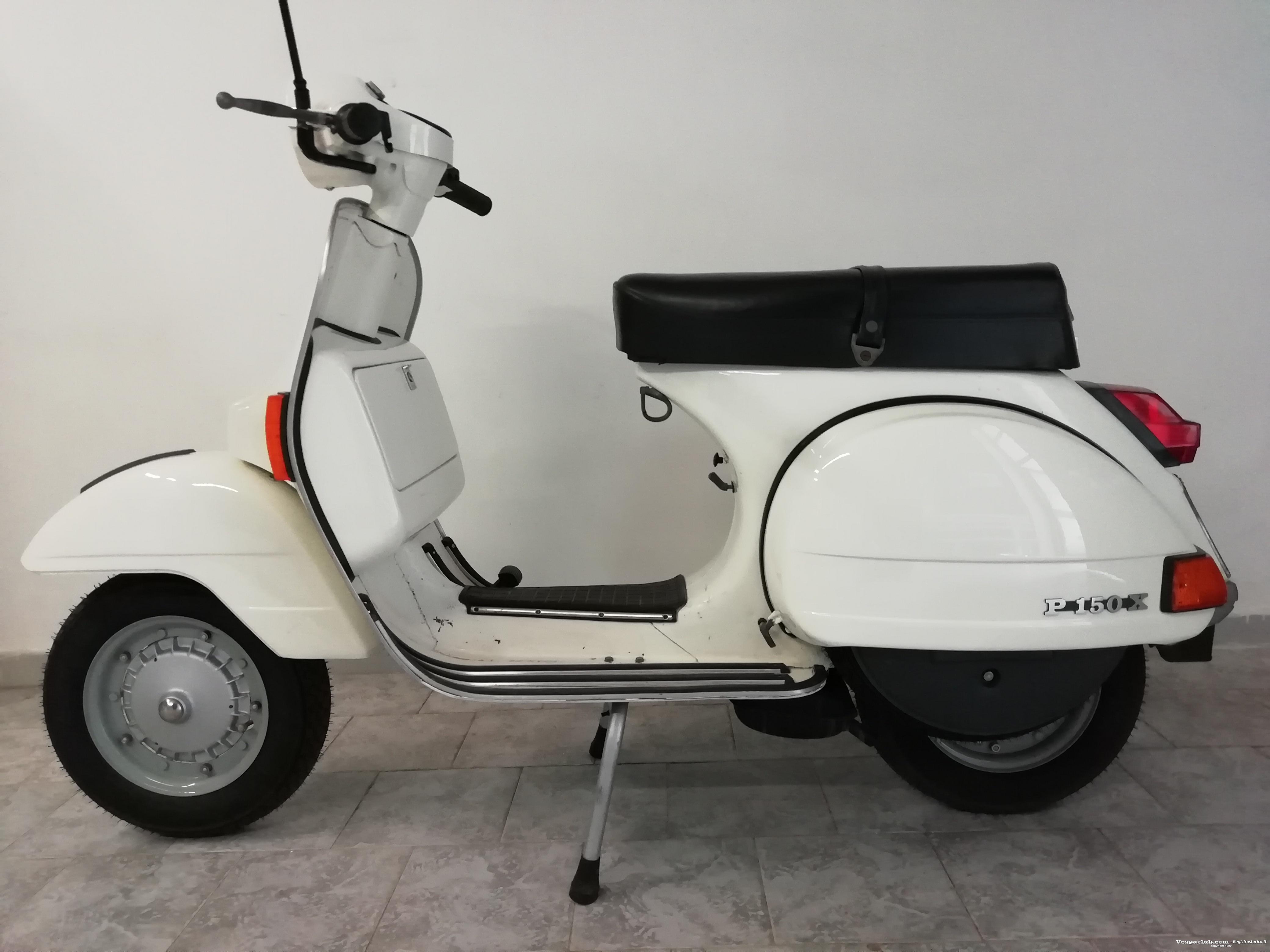 P150x - lato sinistro