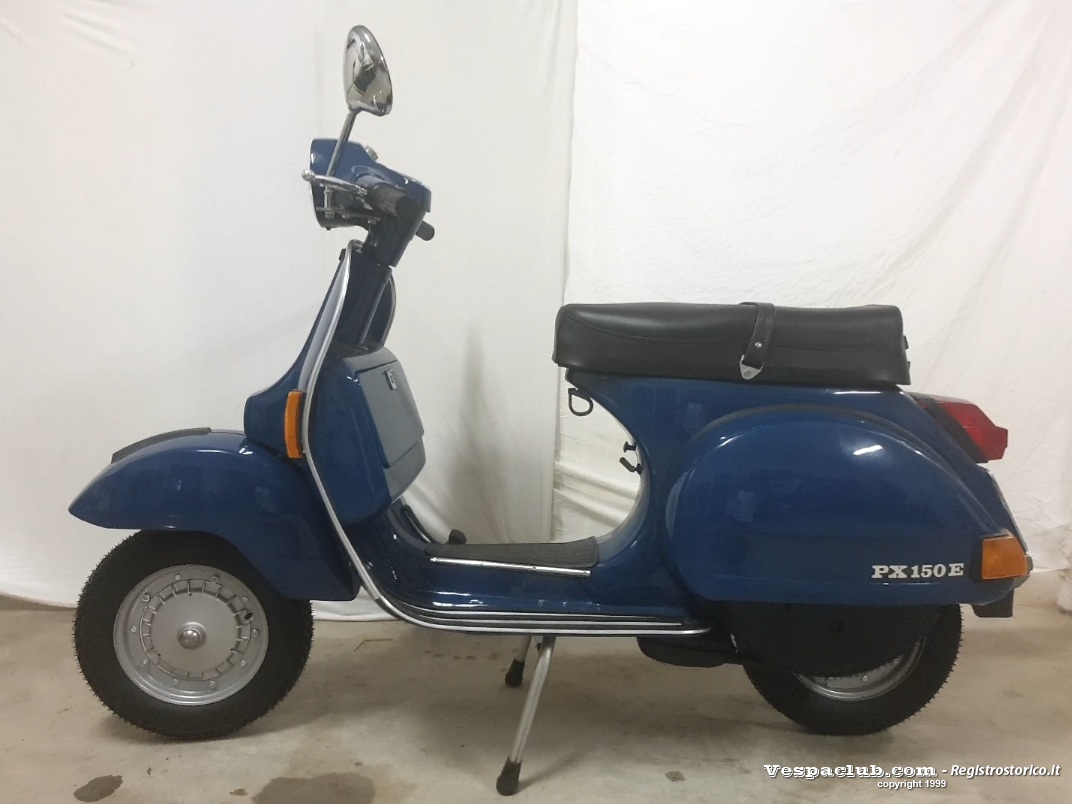 Vespa px150e - lato sinistro