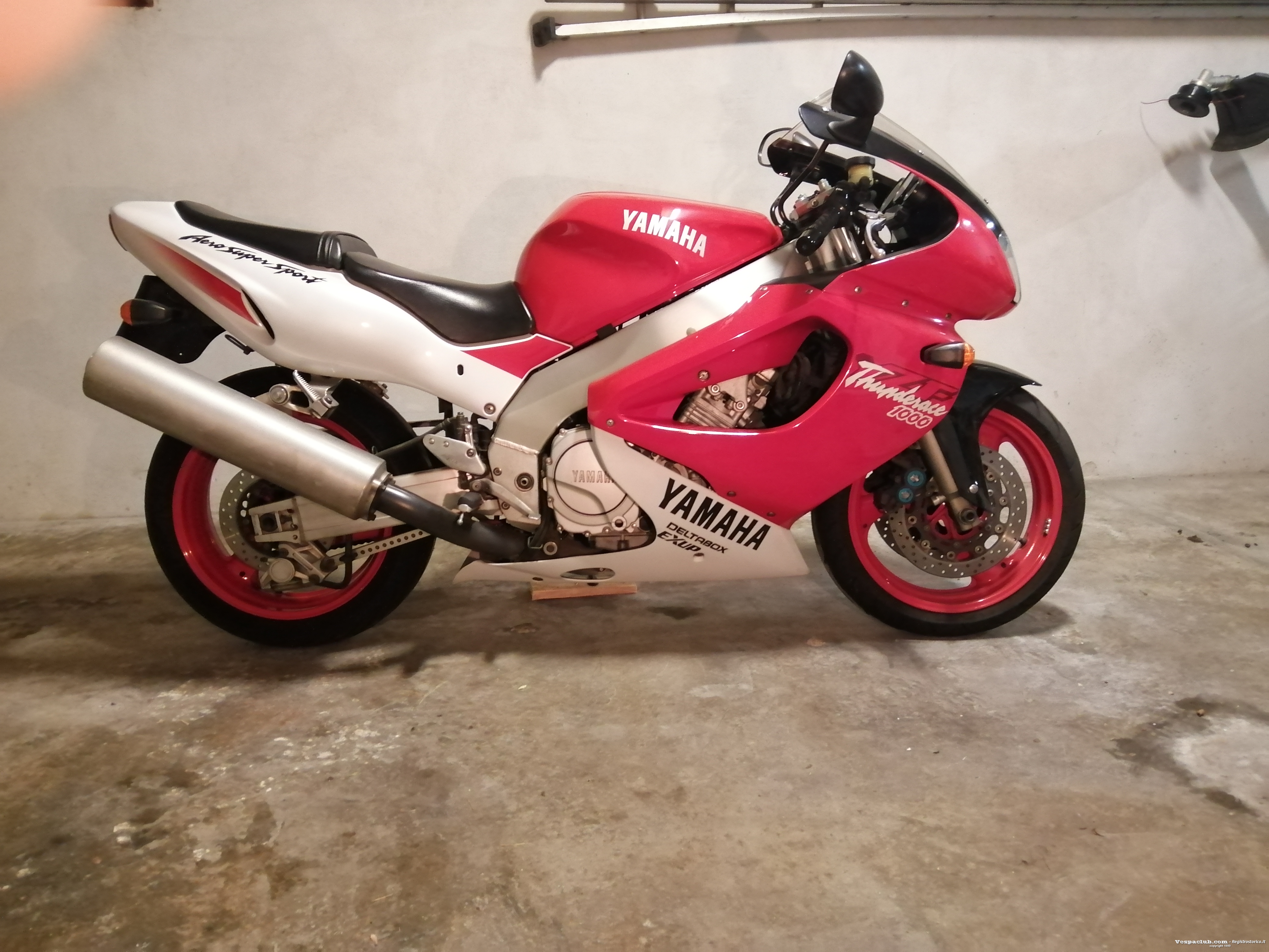 yzr1000thunderace deltabox exup