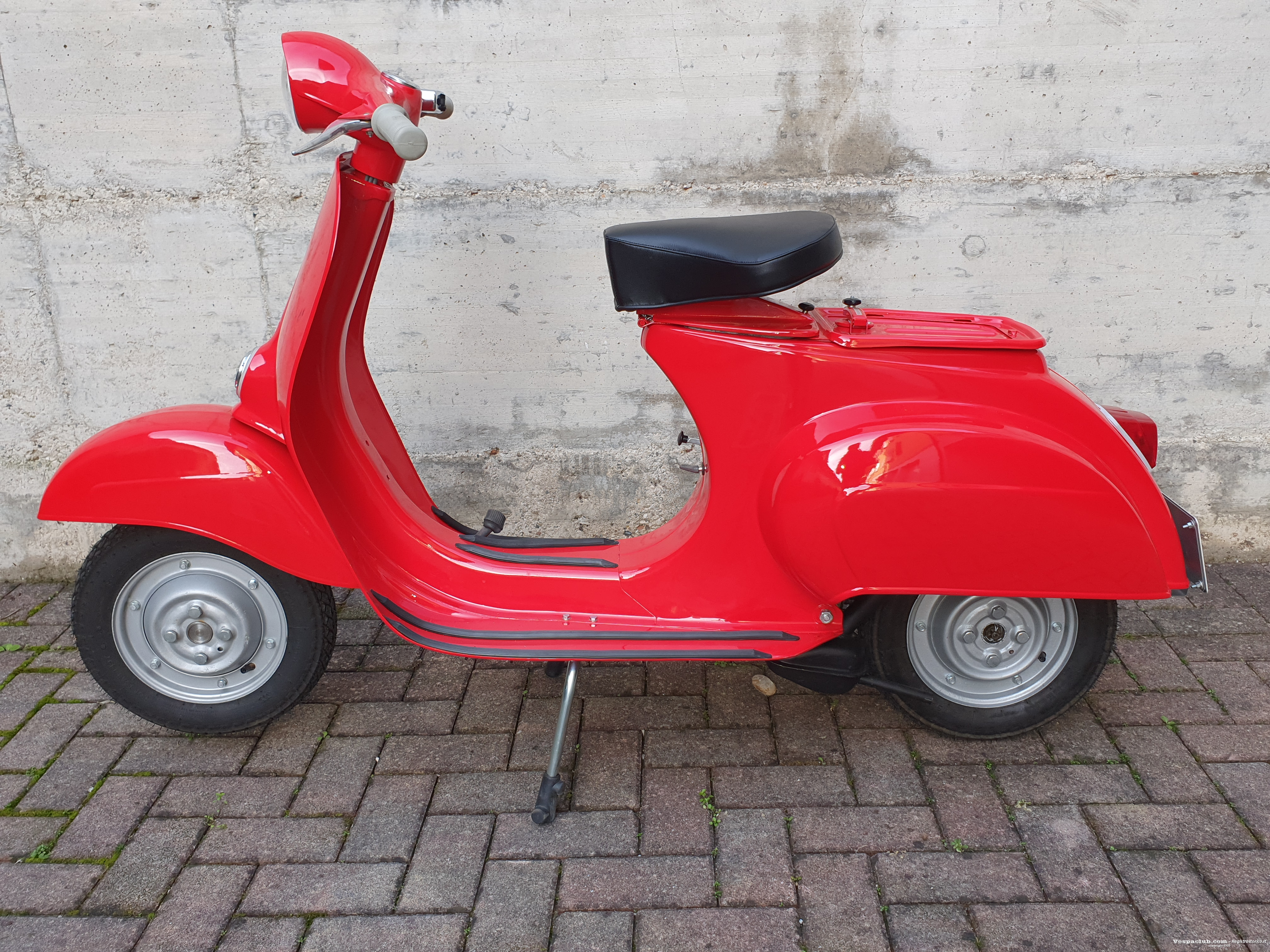 Vespa  - lato sinistro