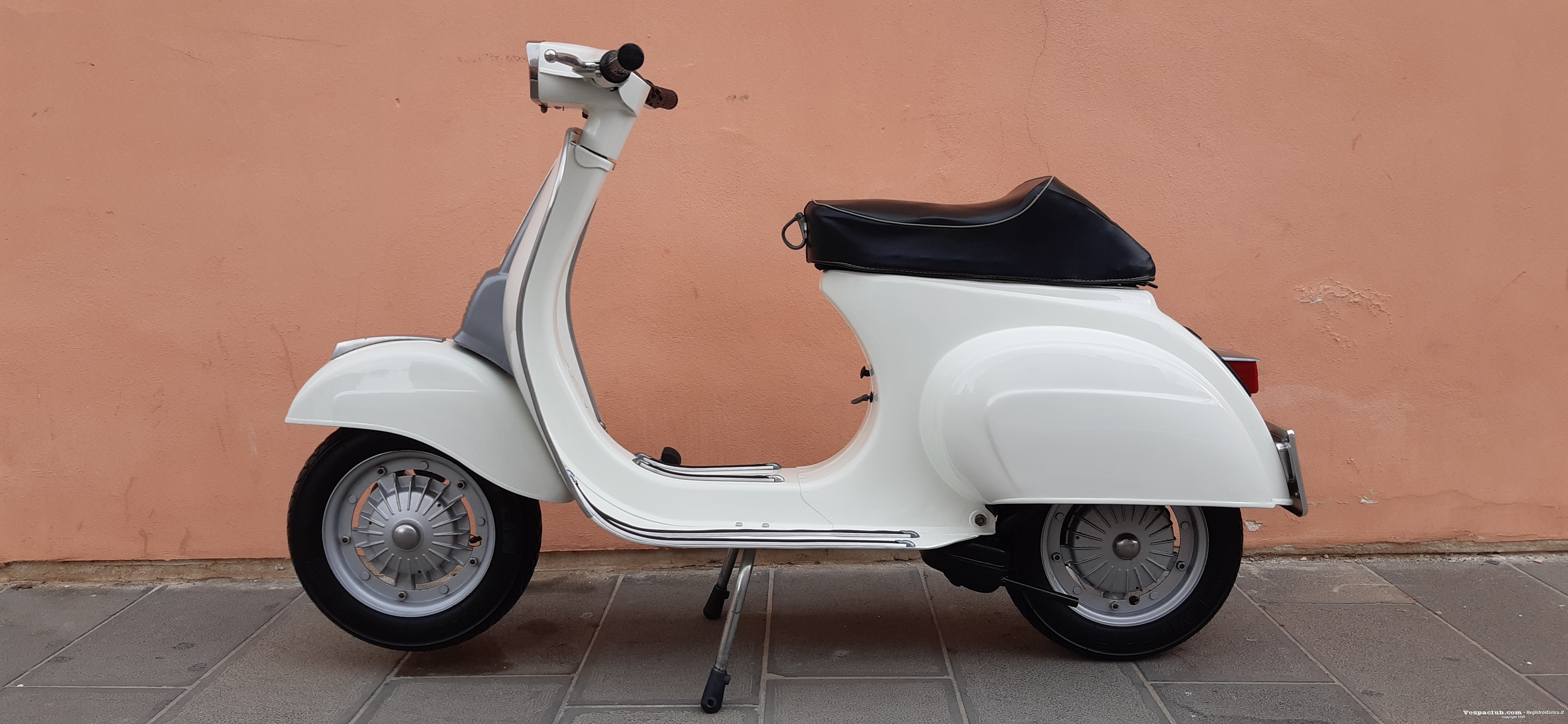 Vespa 50 special - lato sinistro