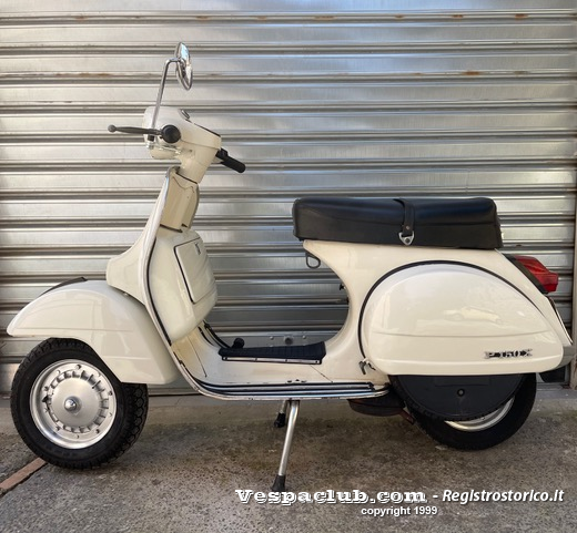 Vespa 150px - lato sinistro