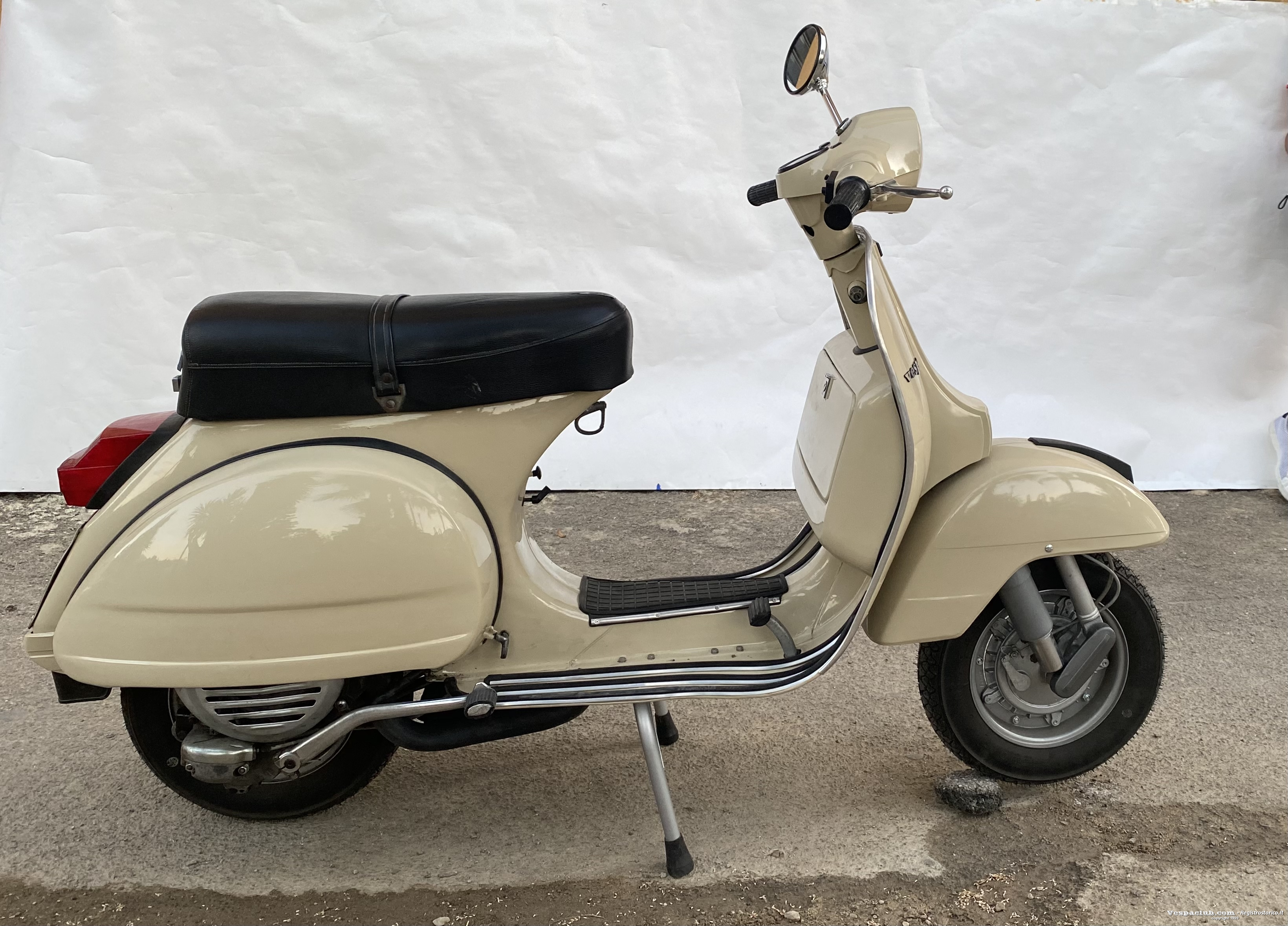 Vespa p150x