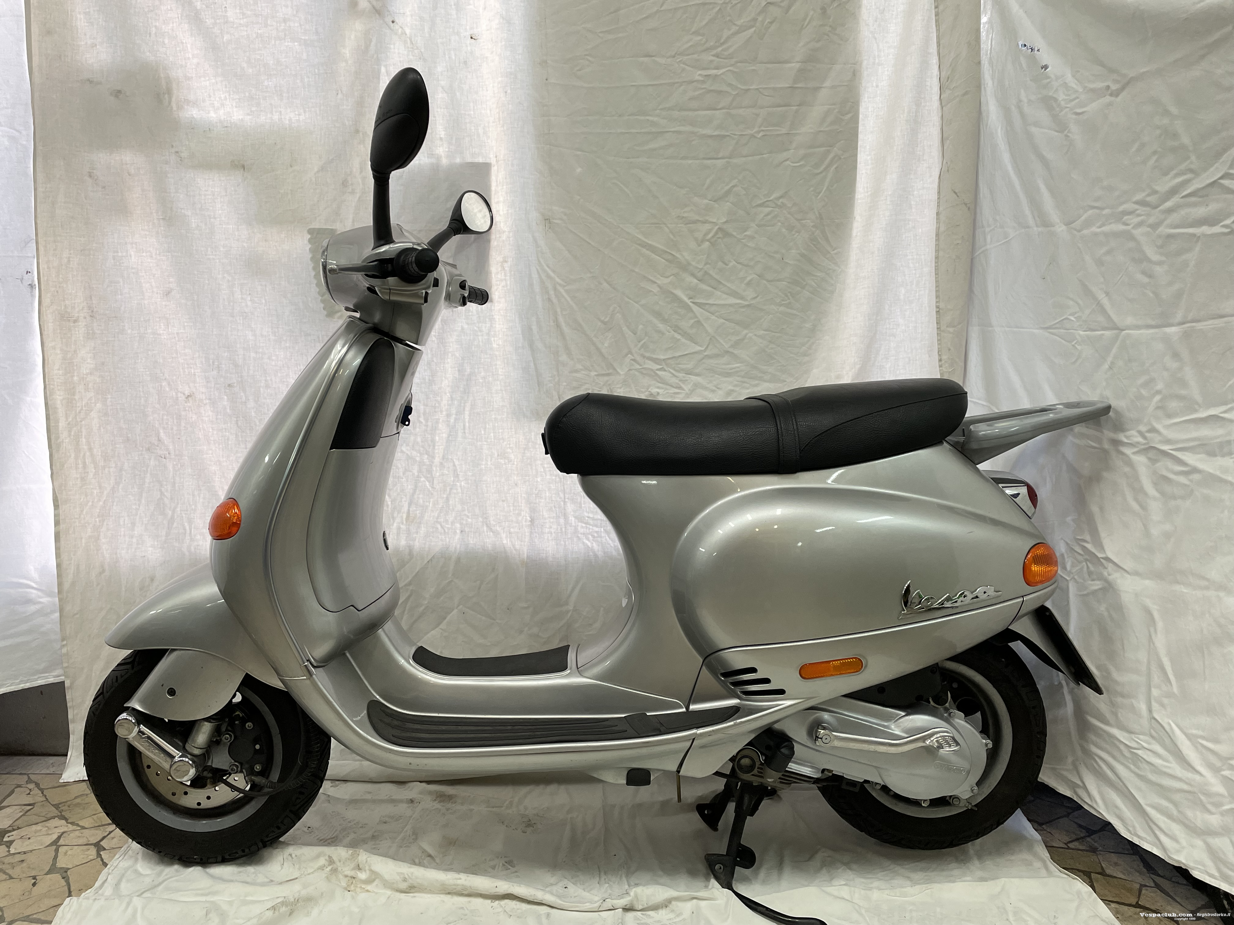 Vespa et4 - lato sinistro