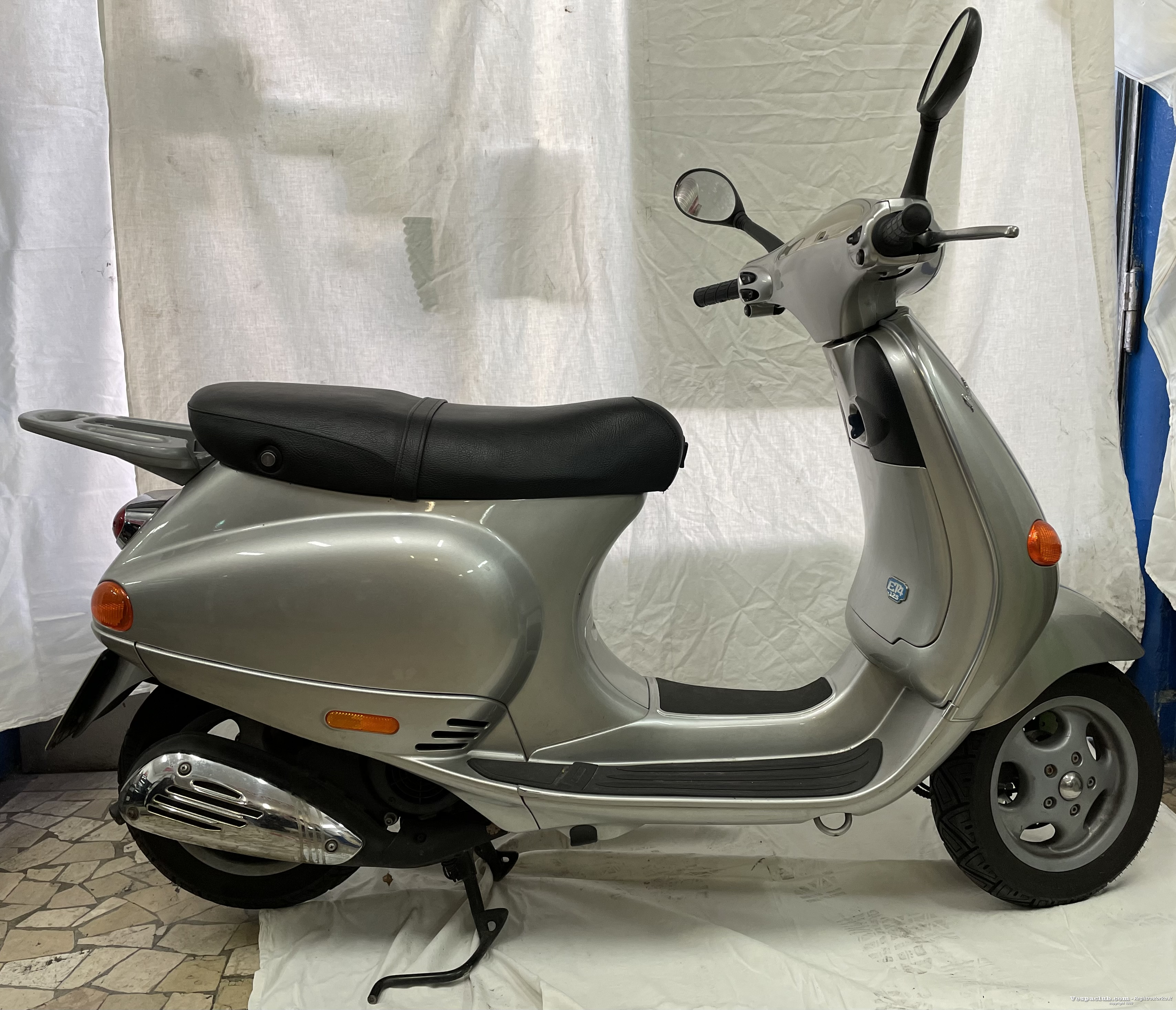 VESPA ET4