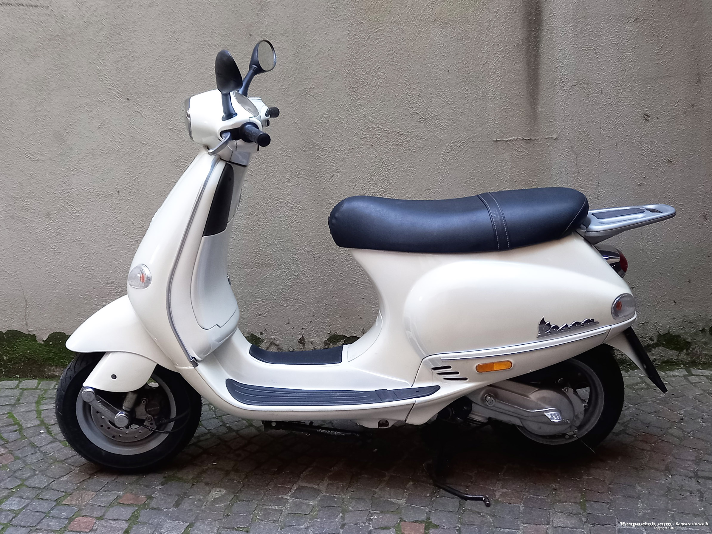 Vespa et4 - lato sinistro