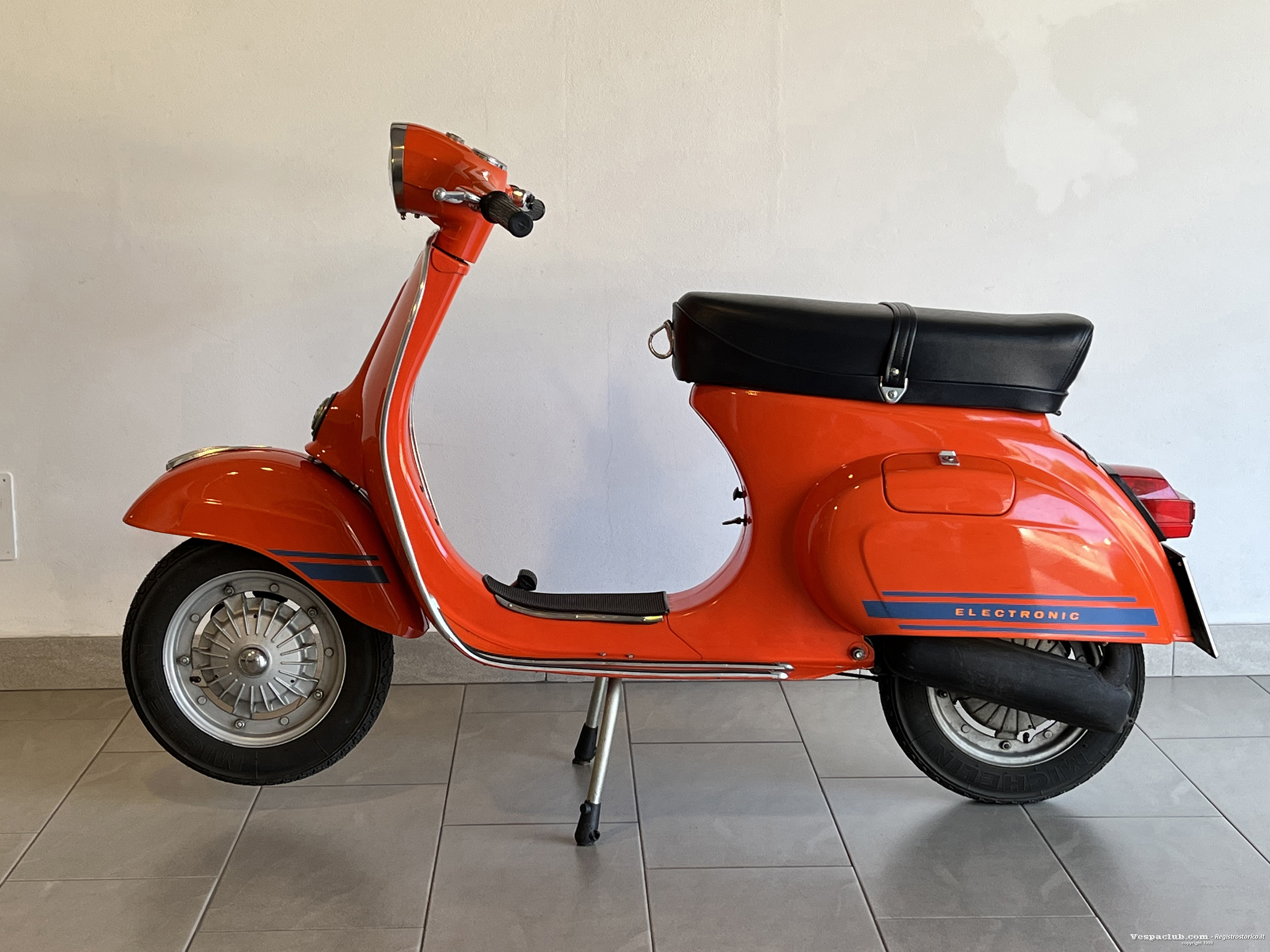Vespa et3 primavera  - lato sinistro