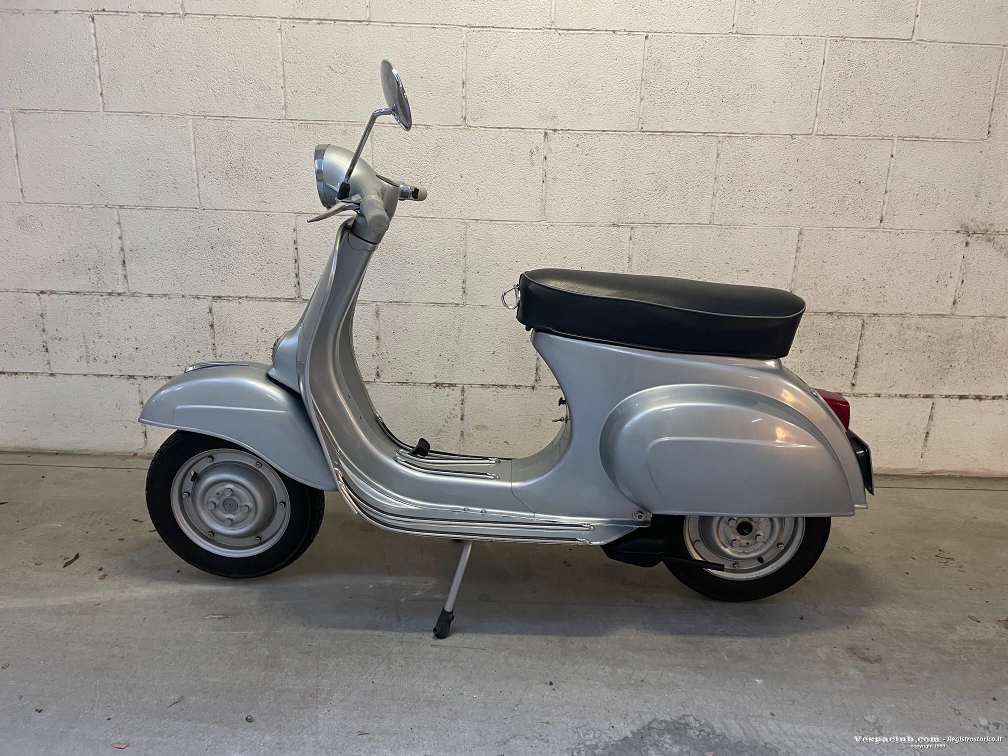 Vespa - lato sinistro