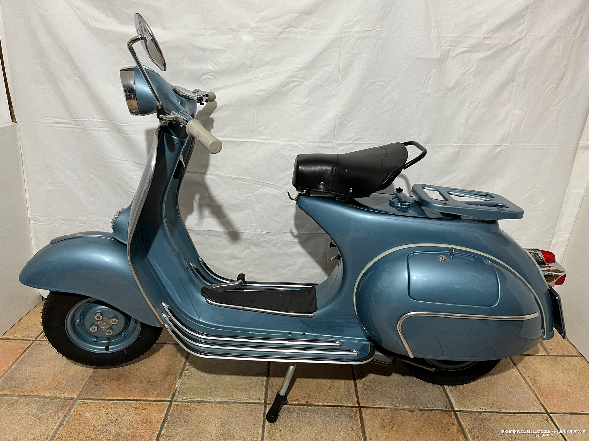 Vespa  - lato sinistro