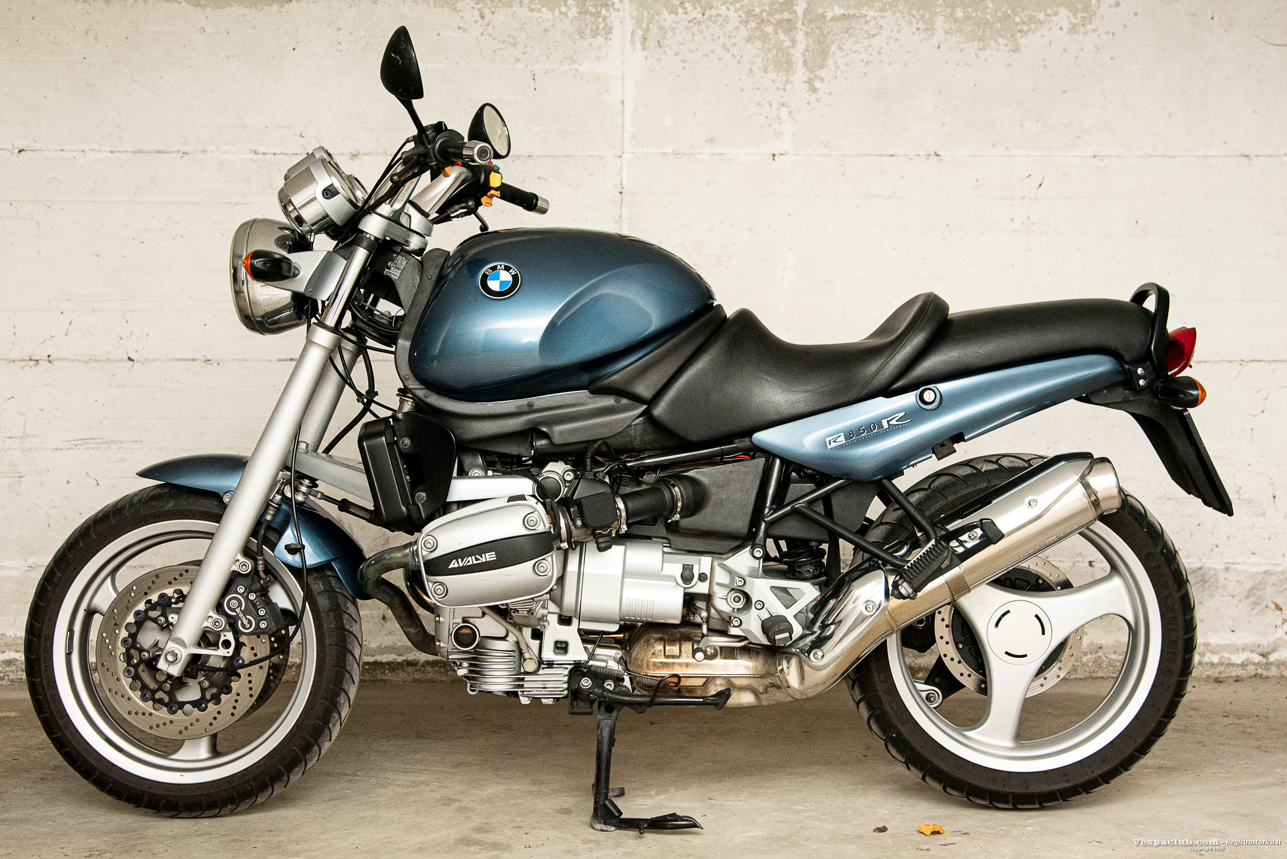 R 850 r - lato sinistro