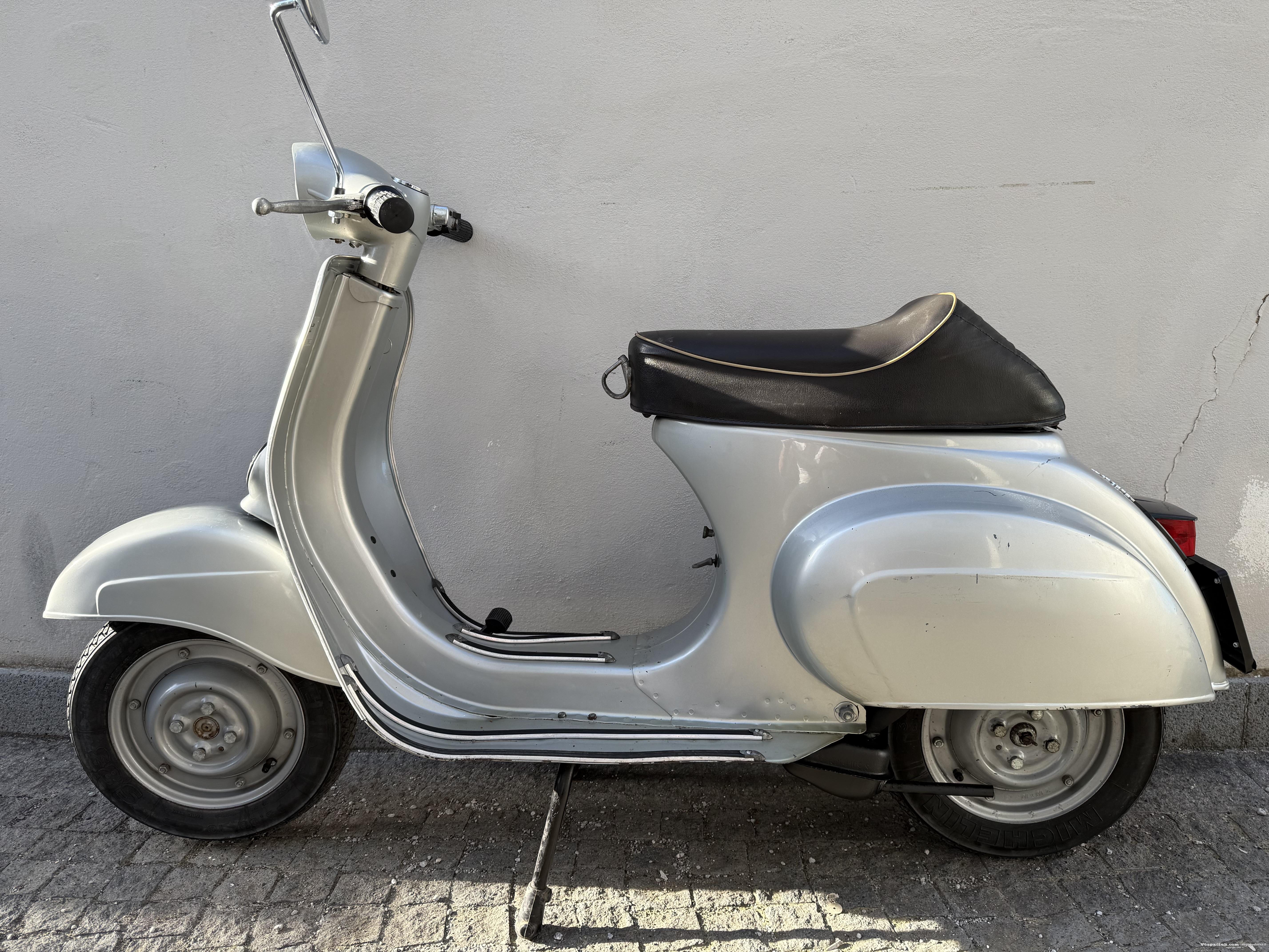 Piaggio - lato sinistro